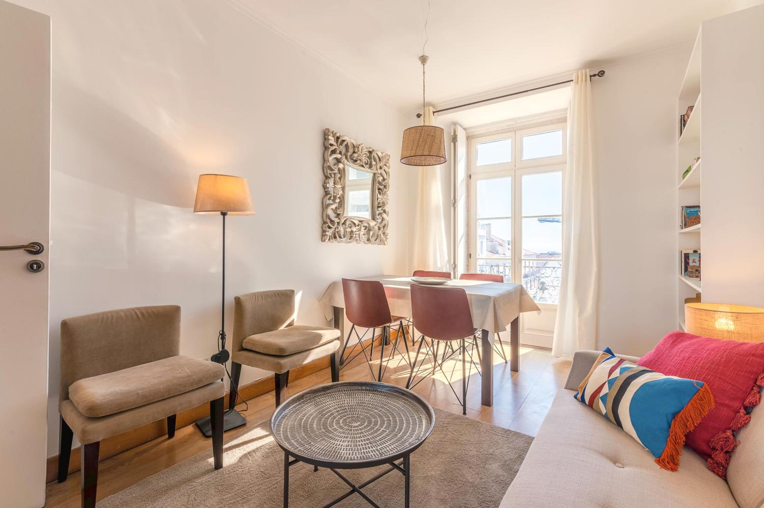 Photo 33
