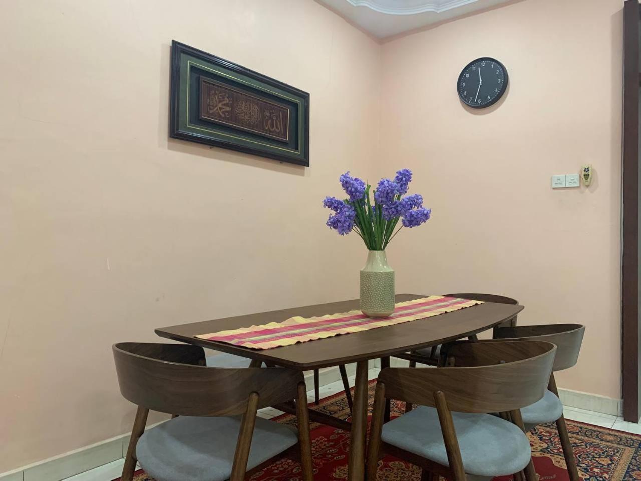 AYUNI HOMESTAY AUSTIN PERDANA JB