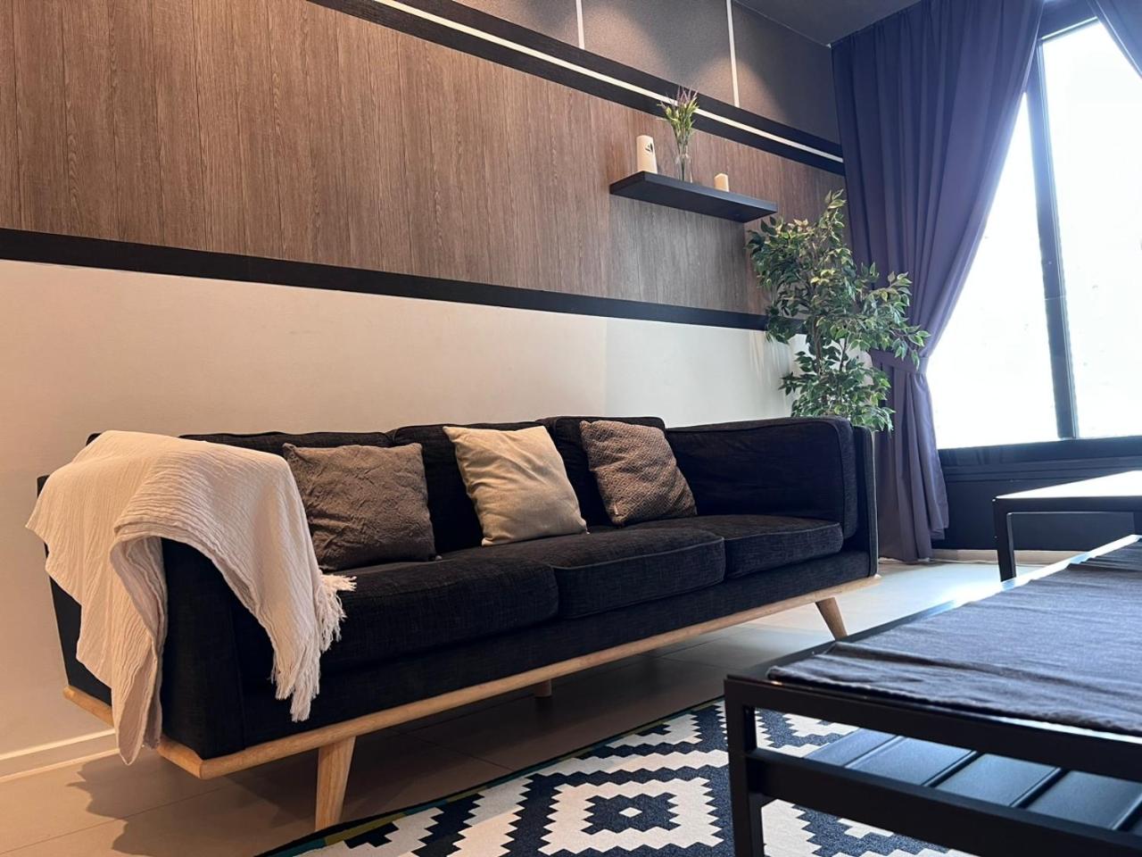 Mont Kiara Luxury 1Bedroom Arcoris SOHO Netflix 1-4 pax