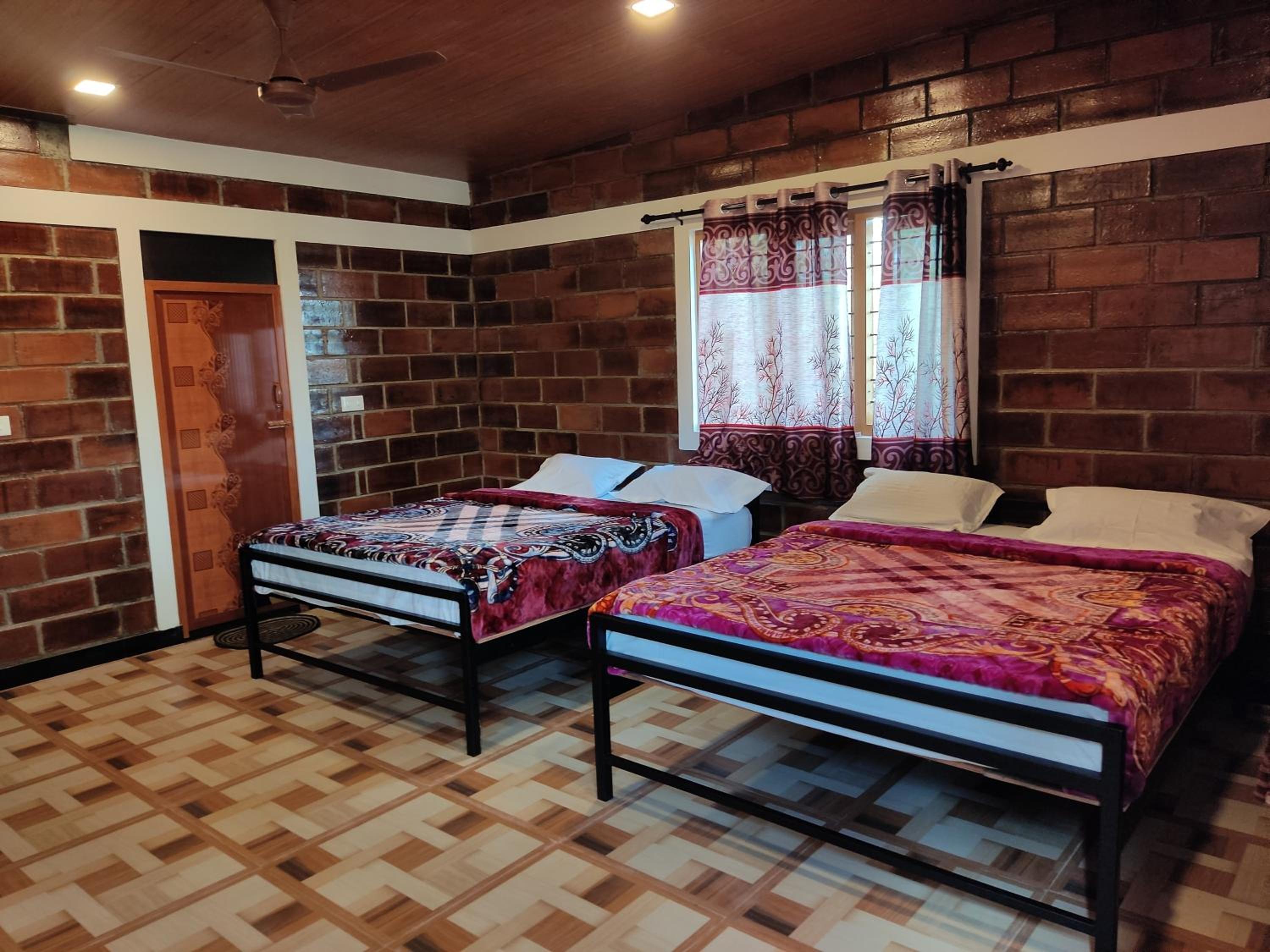 Green Hills Farm And Guest House