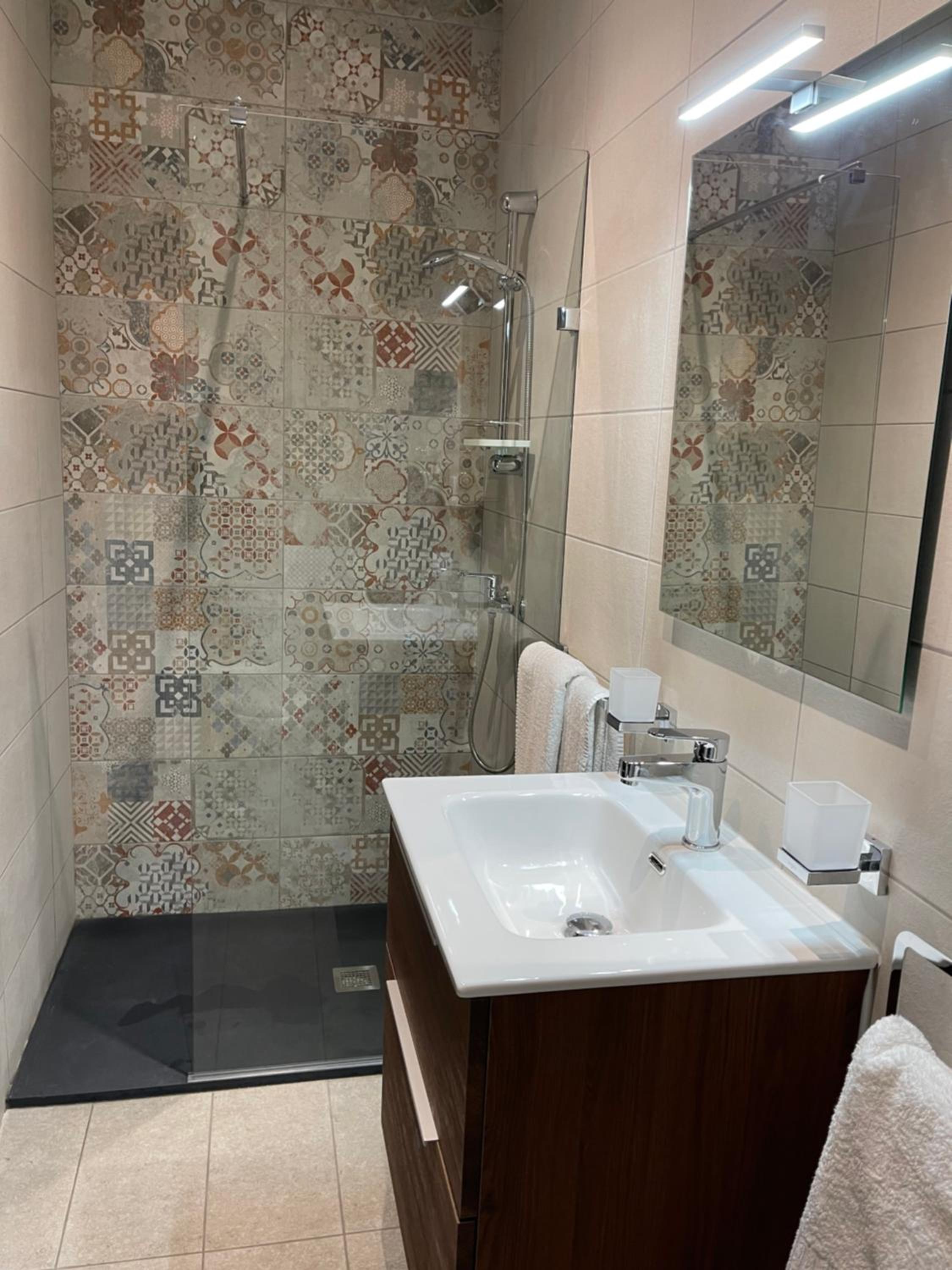 Spinola Bay Apt - Beatiful 3-Double Bed apt near beach in Prime Location photo 3