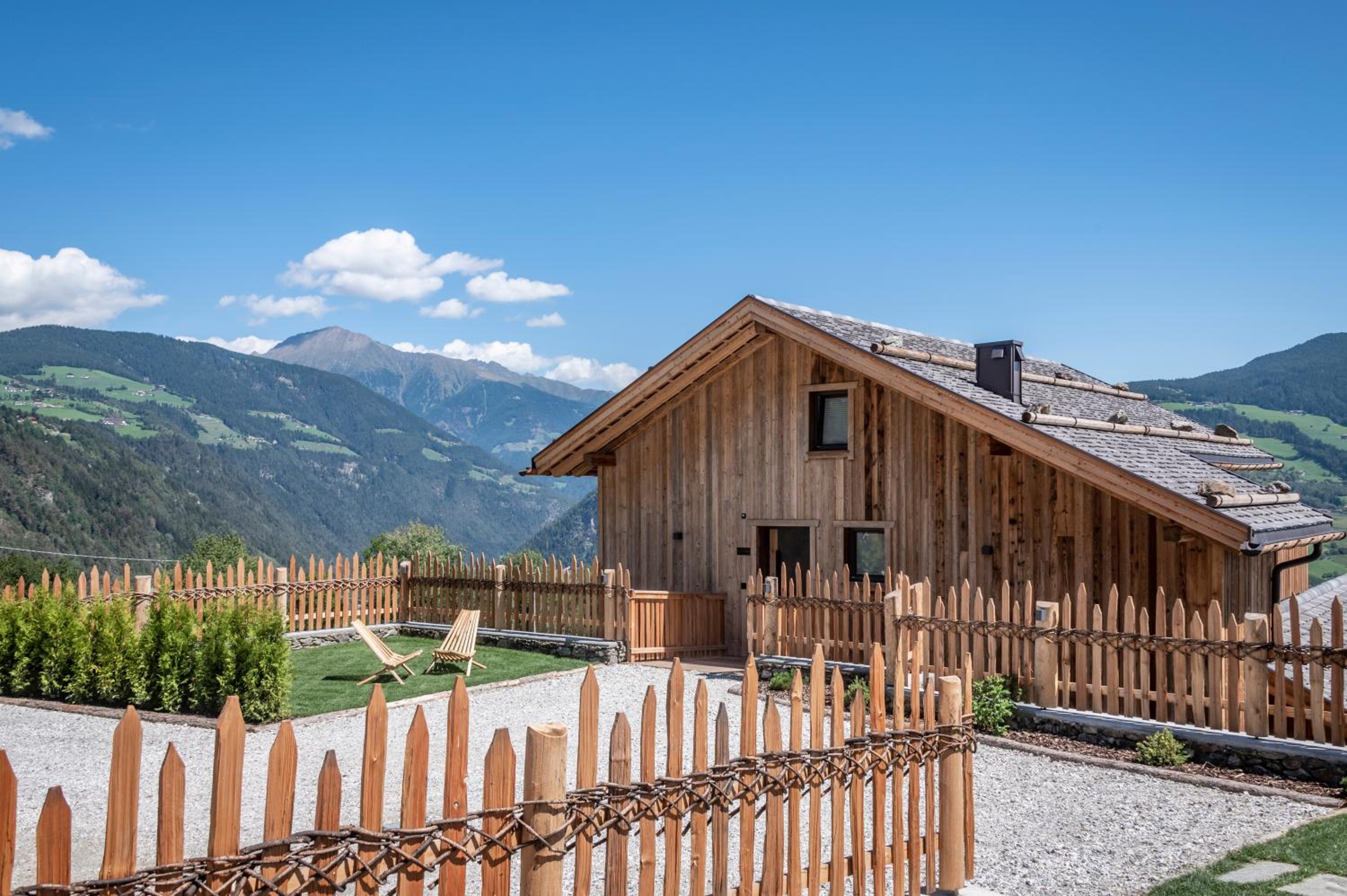 DILIA Chalets & Apartments