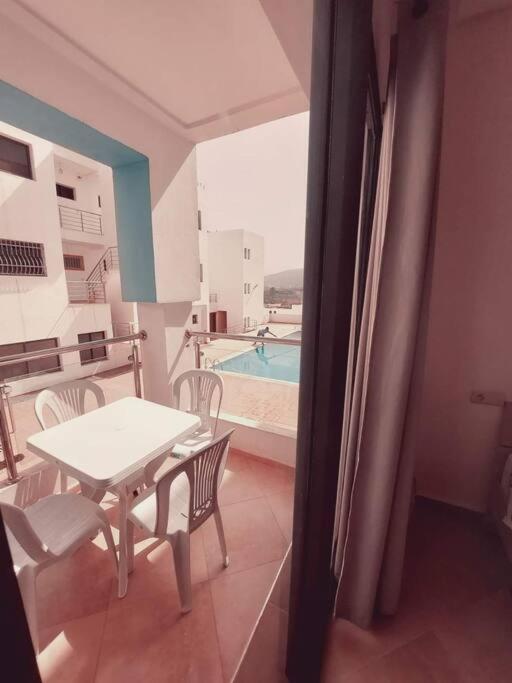 Hotel amoureux de plage et surf - Image 1