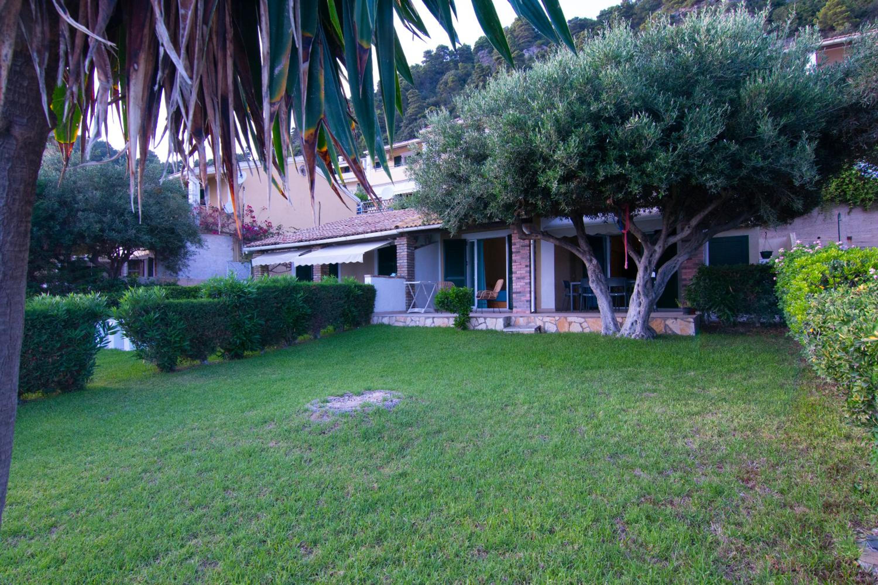 Antonio 50 - Blue Glyfada Private Homes