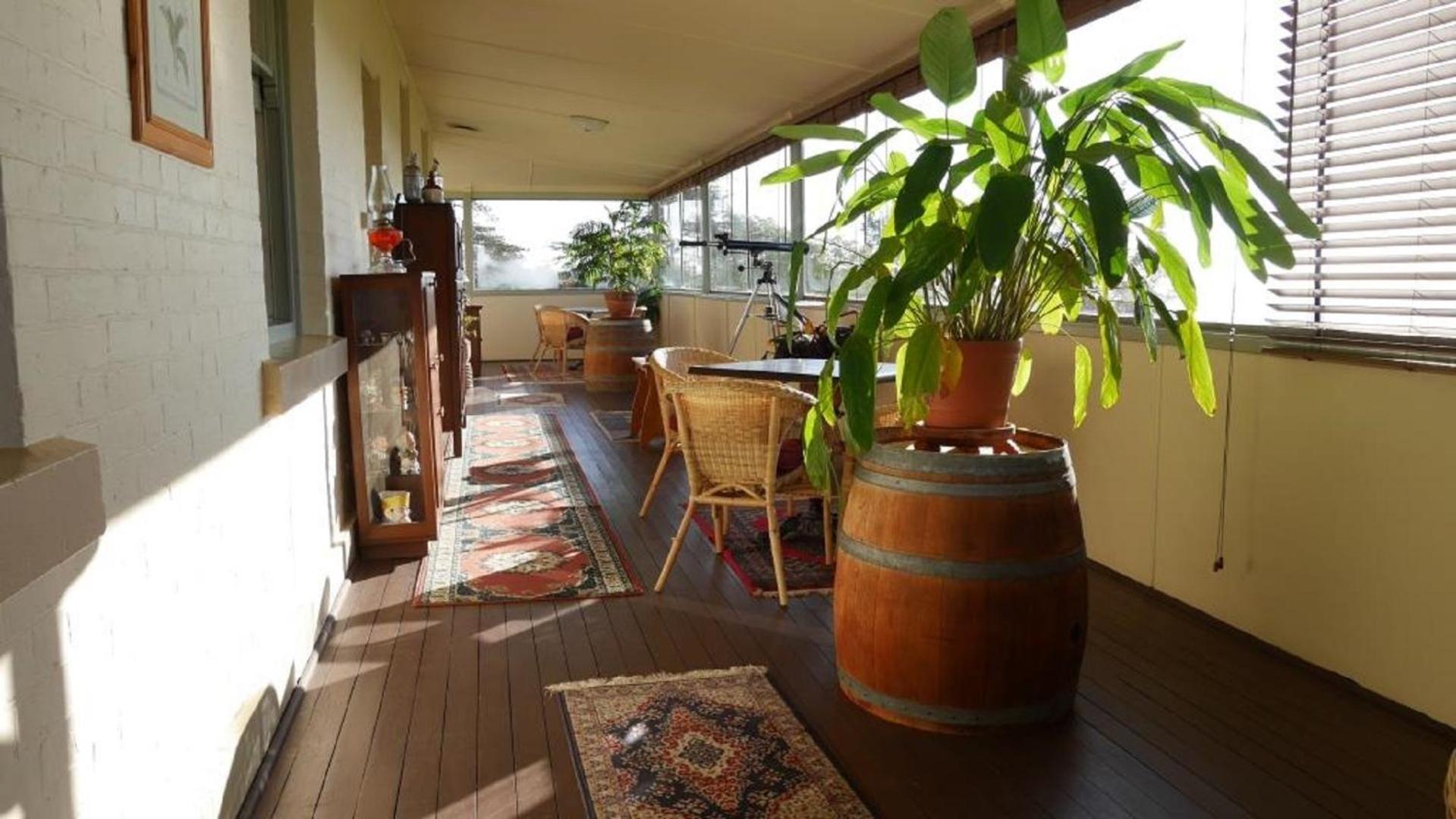 Leconfield House