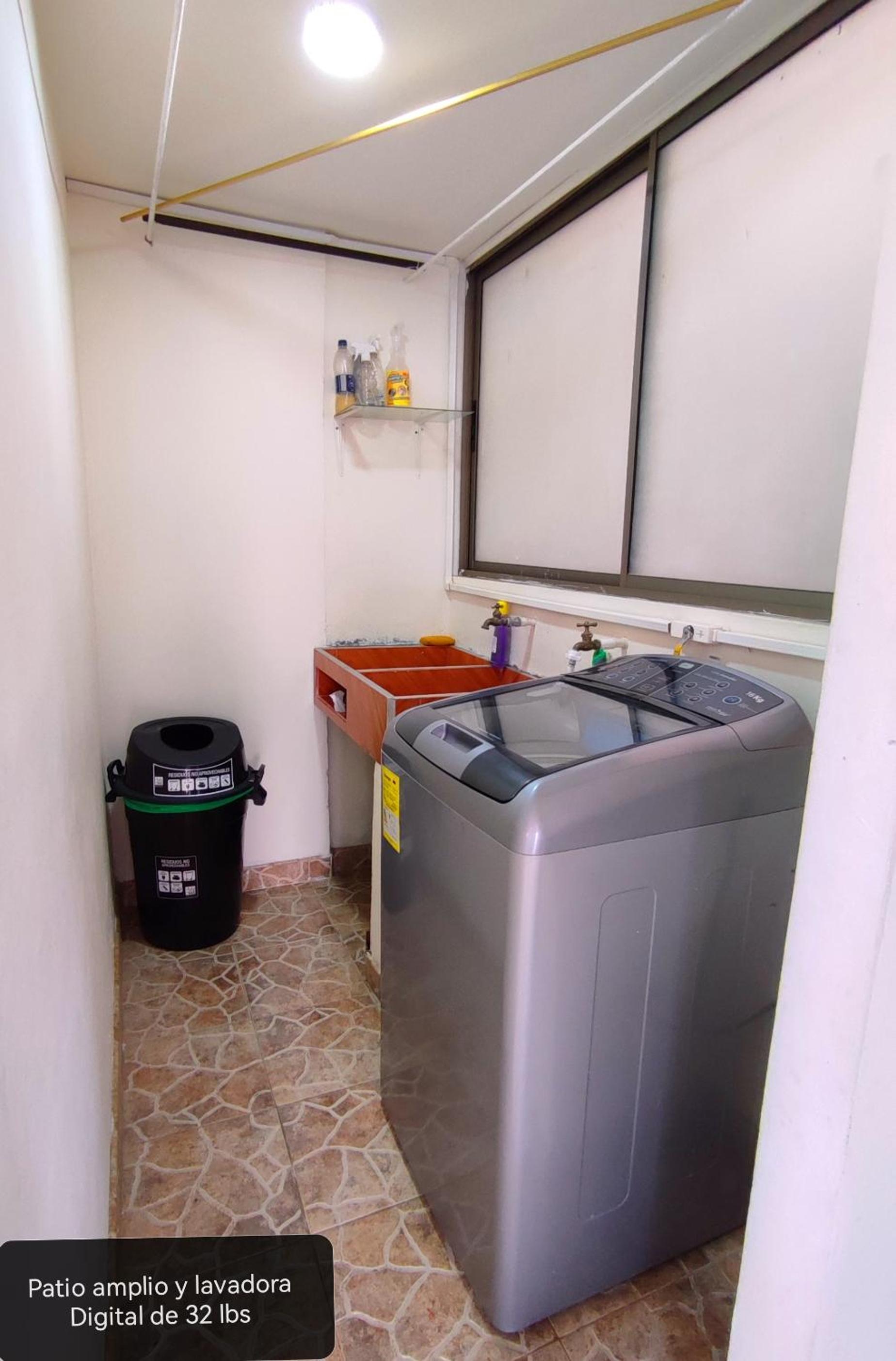 Apartamento con vista al embalse