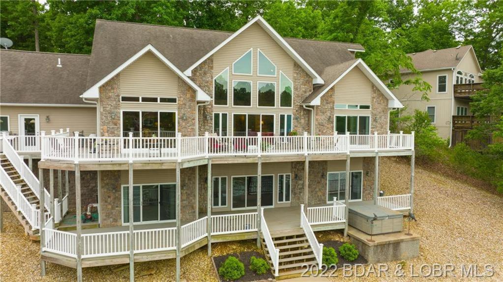 Amazing Vacation Home on the 56 MM, Dock, Water Toys, Fire Pit, 5 bedrooms/5 baths view 3