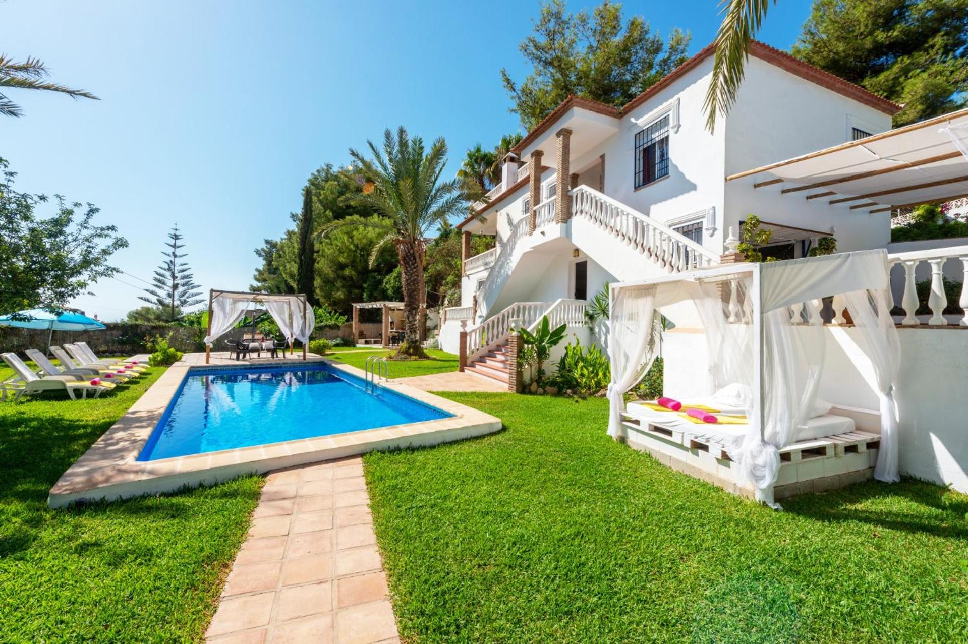 Villa Arantxa by Villa Plus