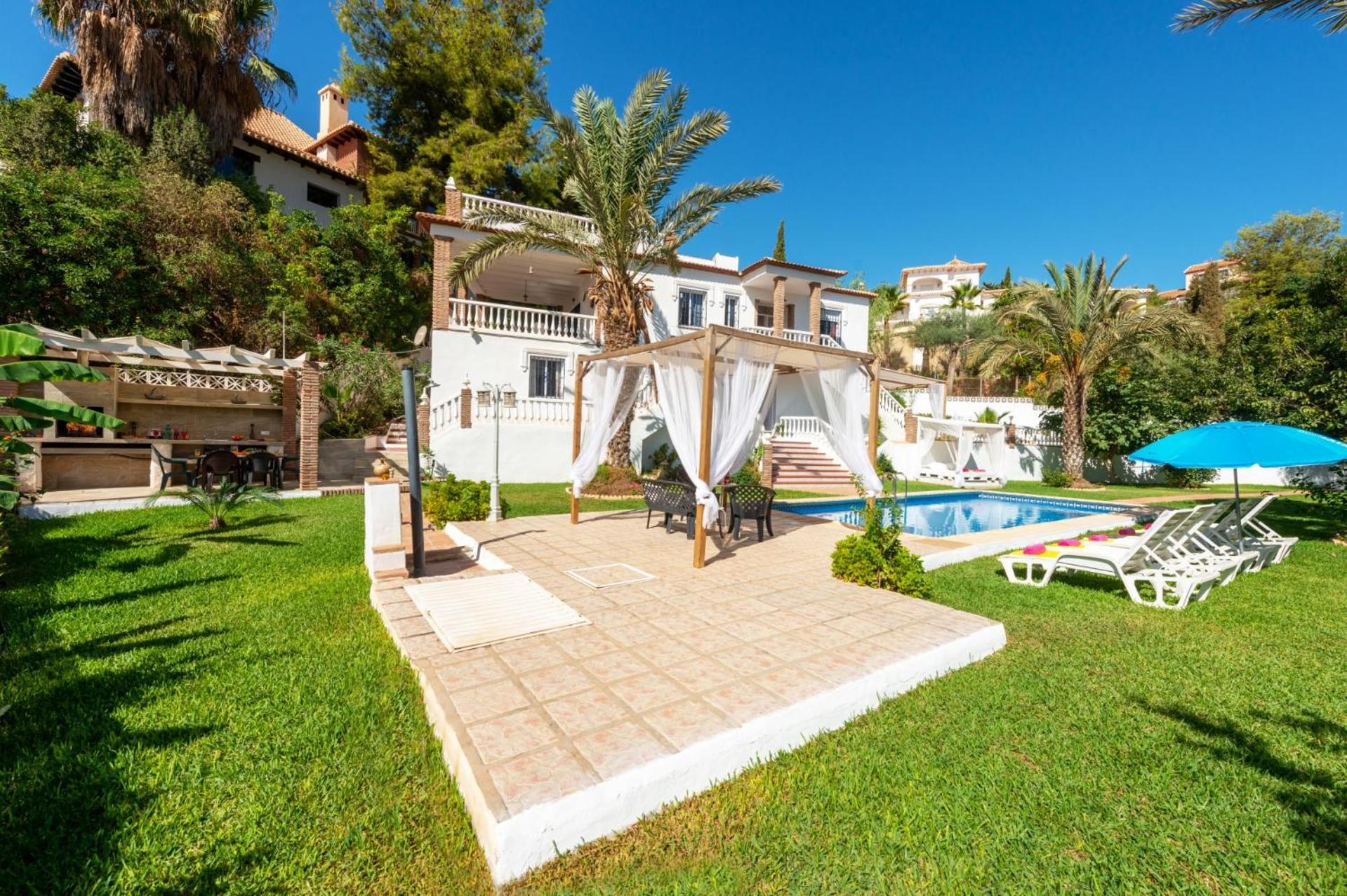 Villa Arantxa by Villa Plus