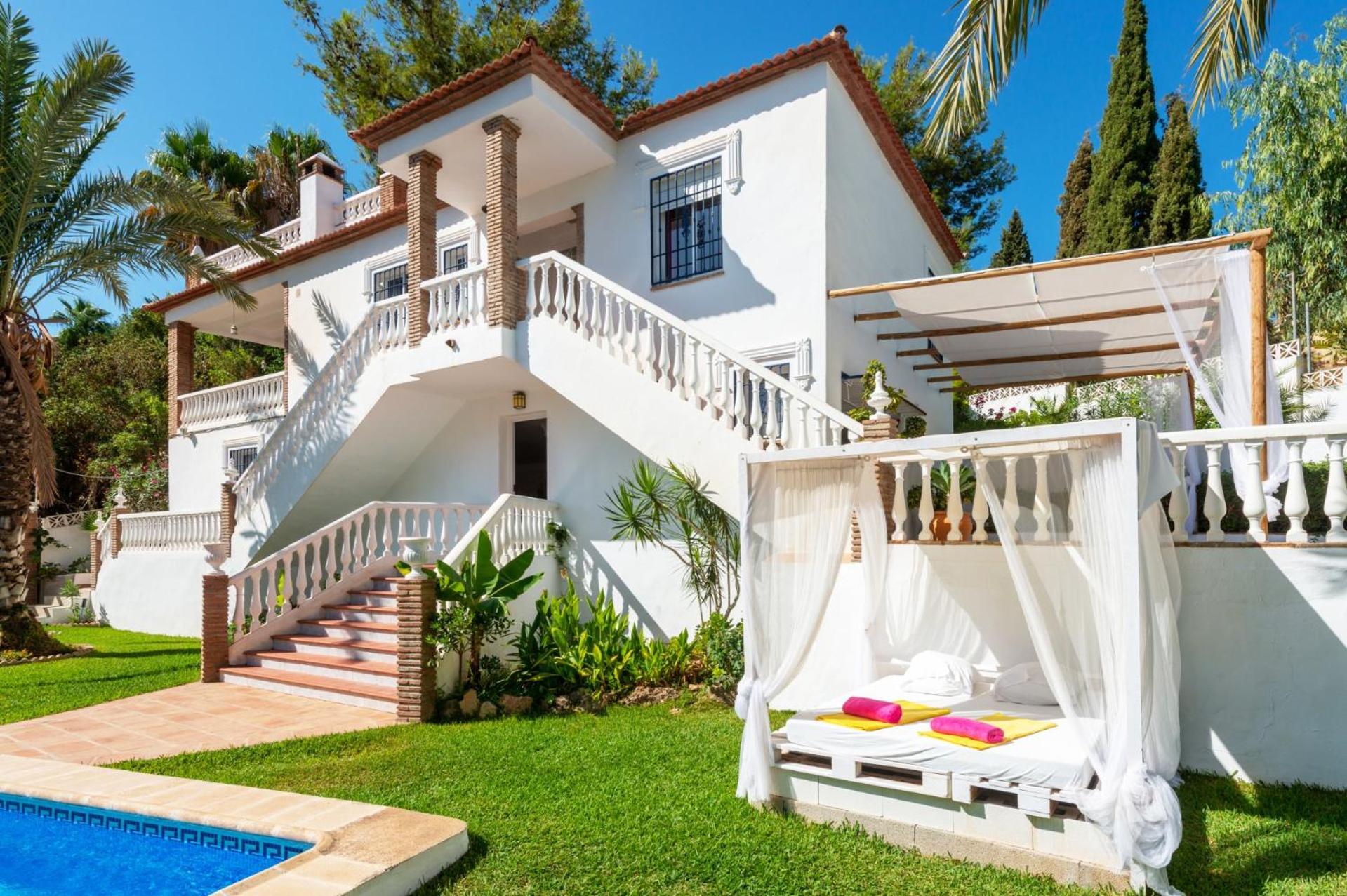 Villa Arantxa by Villa Plus