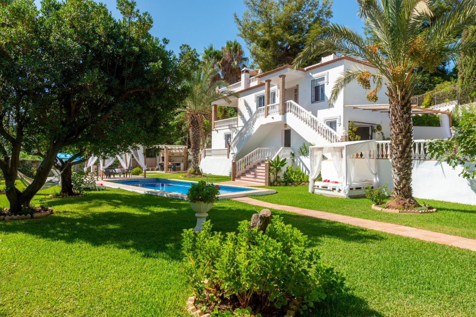 Villa Arantxa by Villa Plus