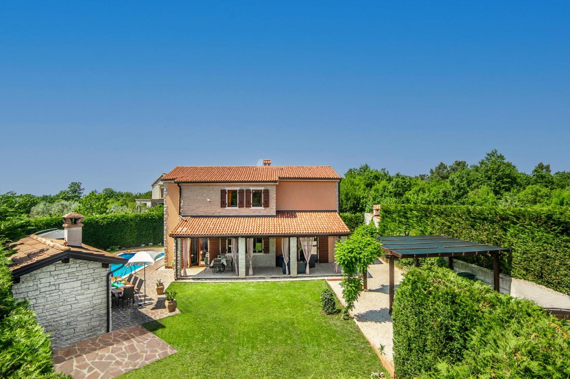 Villa Rustica Nicole by Villa Plus view 3