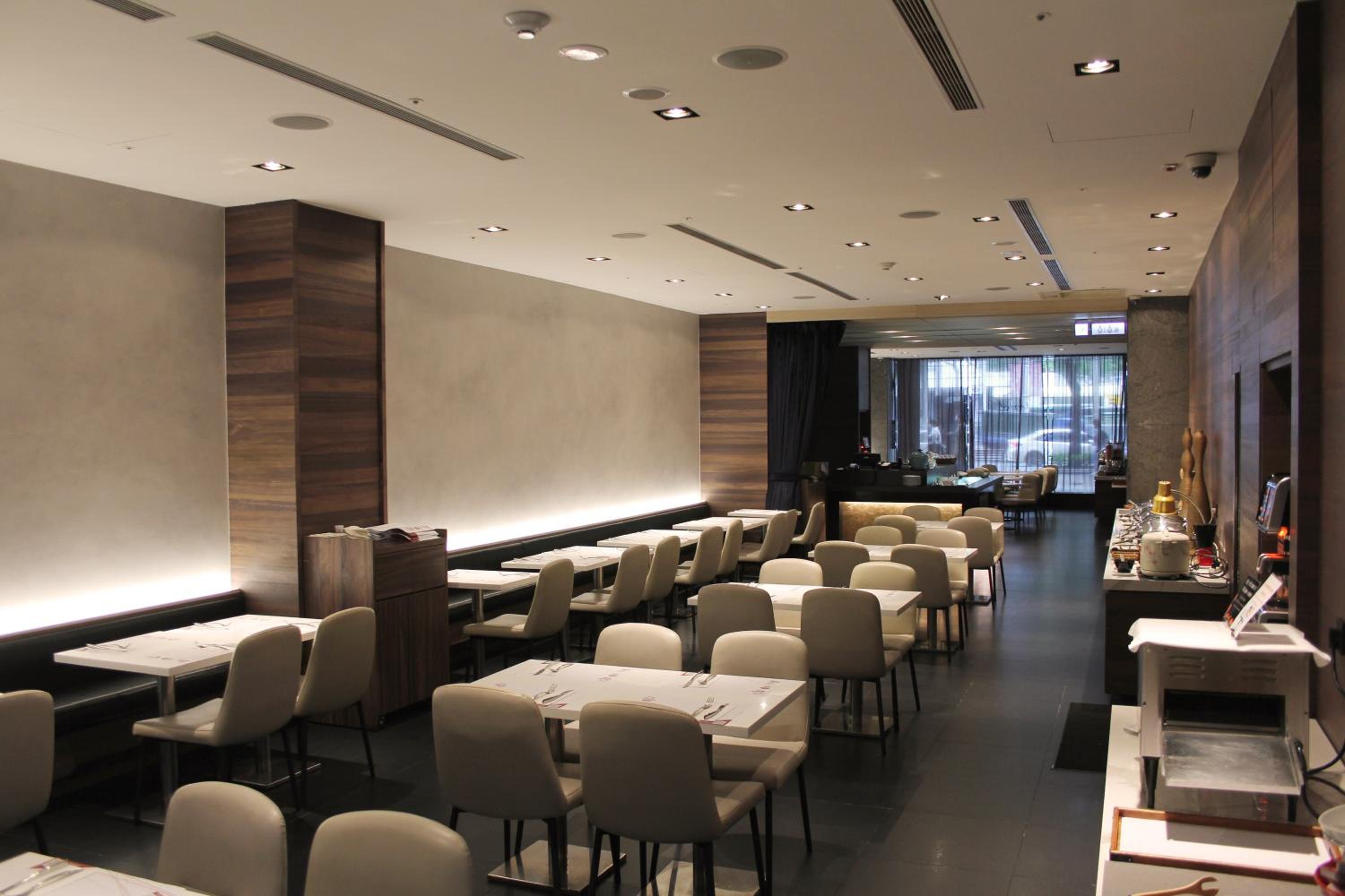 WESTGATE Hotel 76