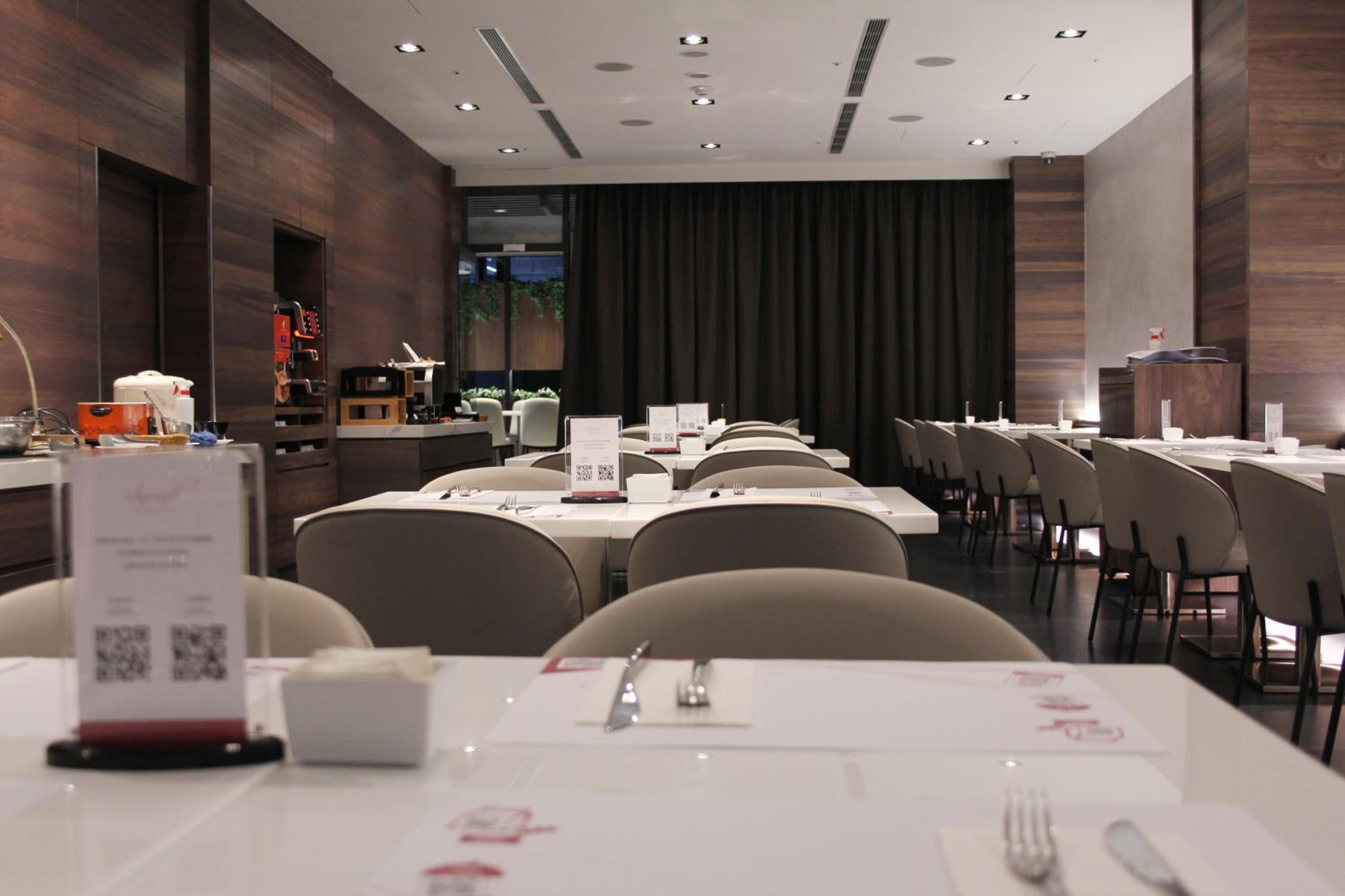 WESTGATE Hotel 79