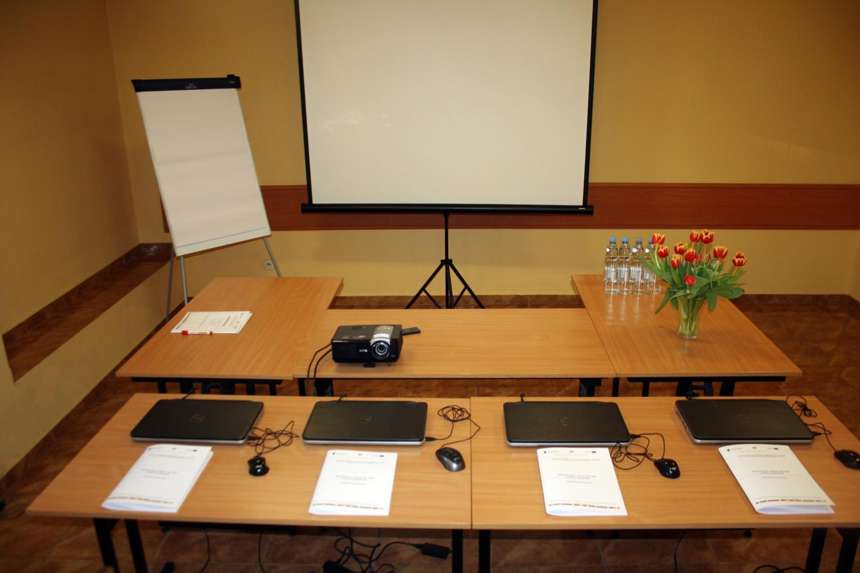 meeting & event spaces