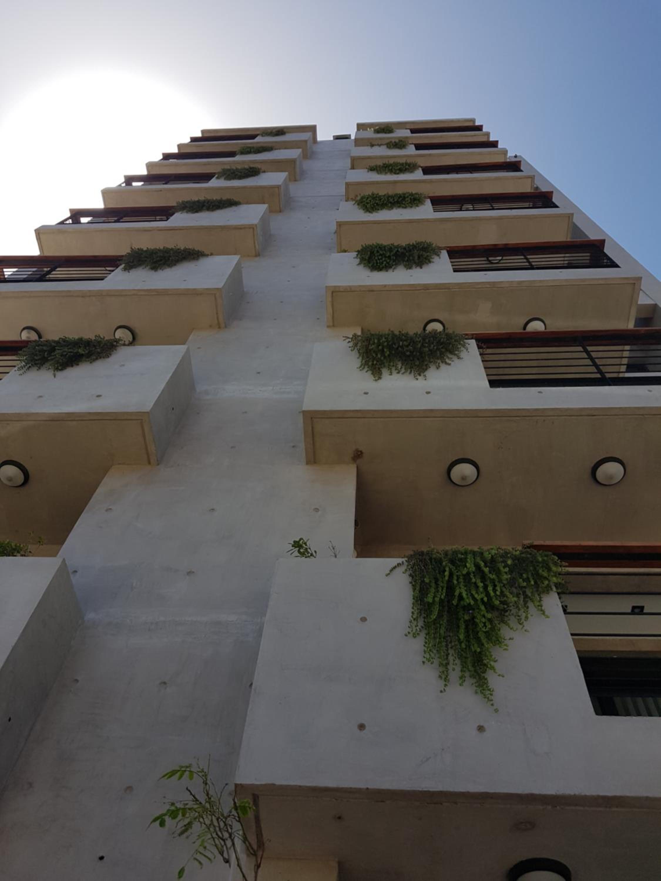 Semipiso Casaverde,con doble vista al mar, frente a la playa!con cochera y balcón terraza