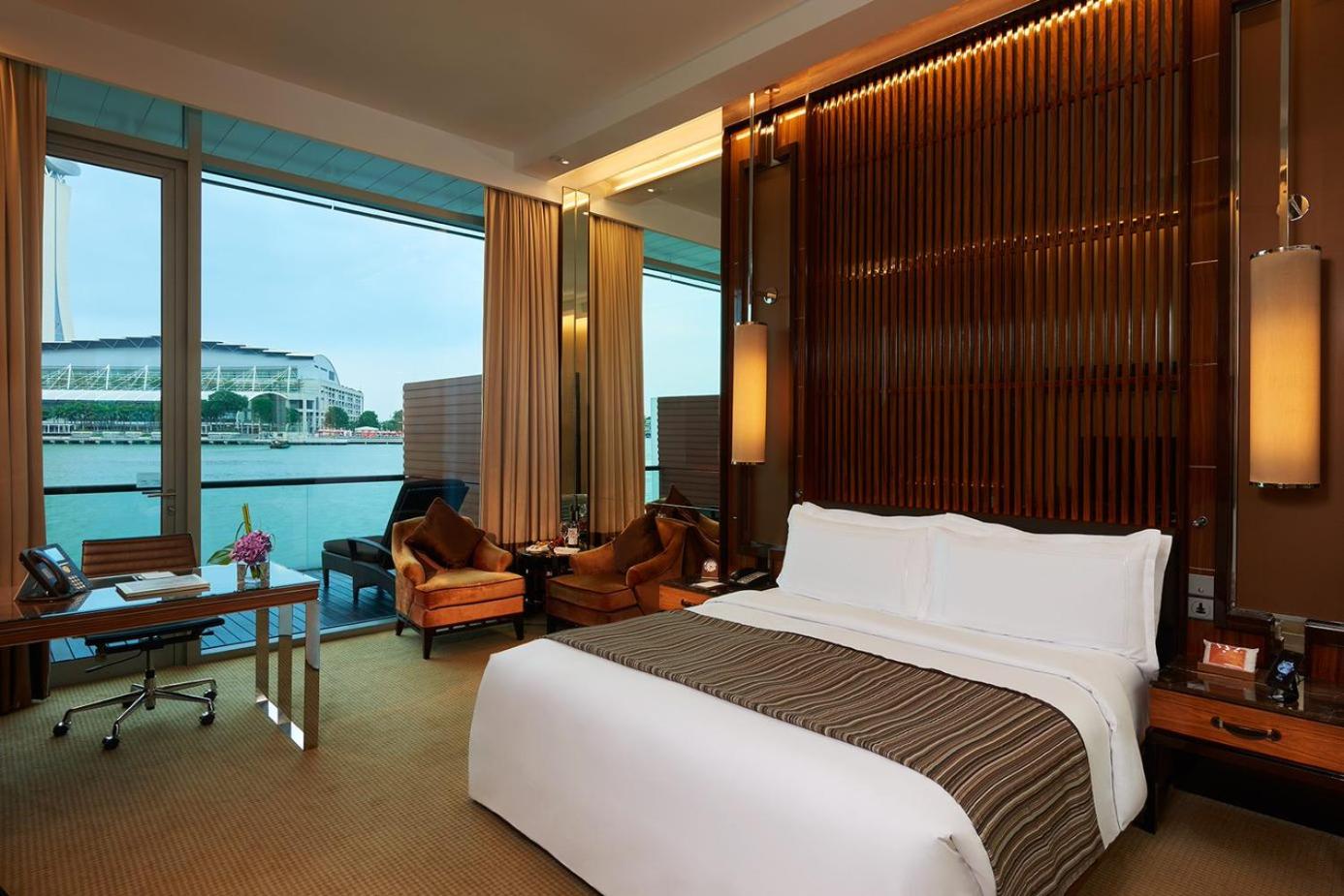 Singapore Vacations - The Fullerton Bay Hotel Singapore - Property Image 2