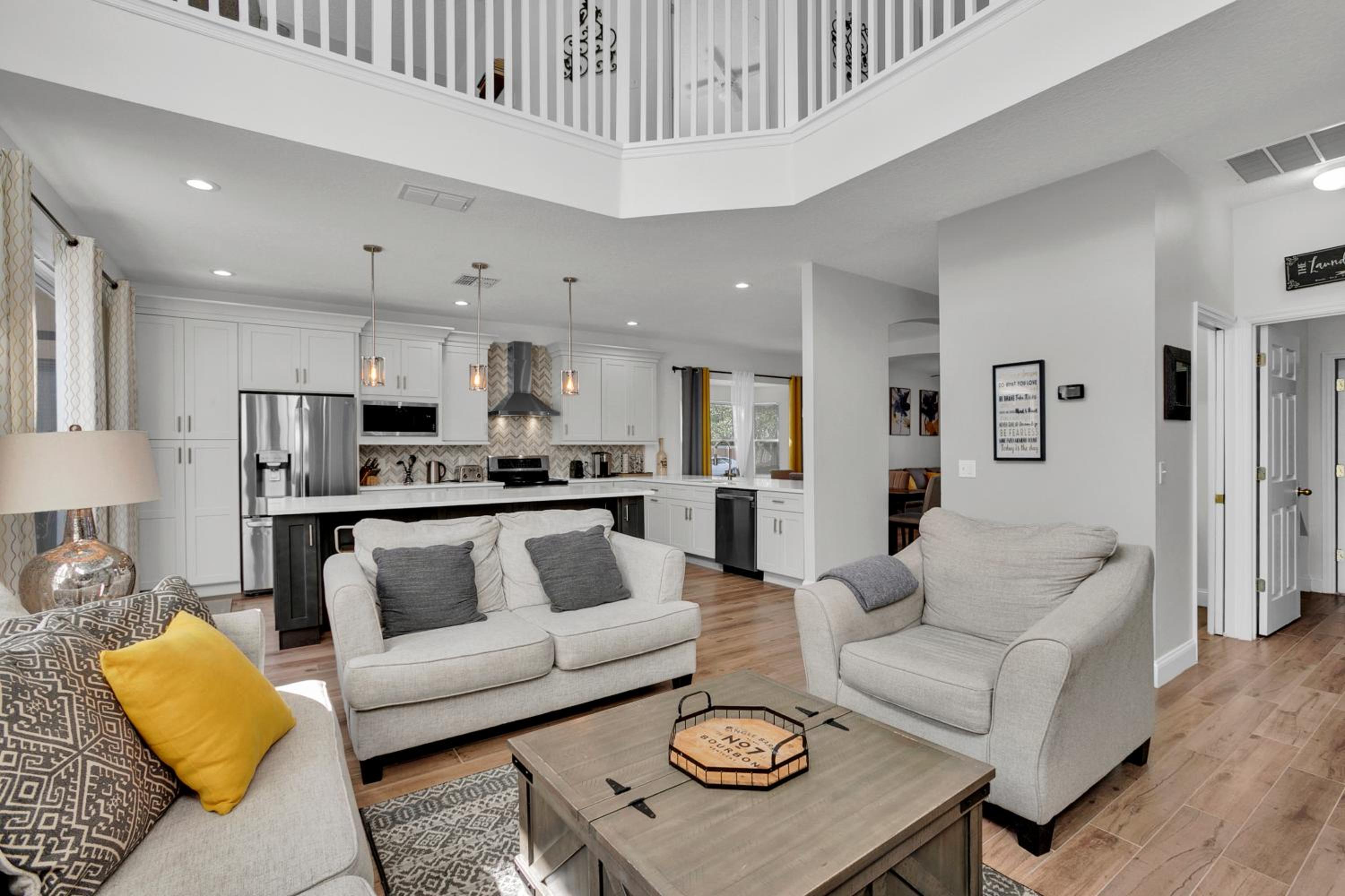 Large 6BR Themed Family Villa Near Disney world view 4