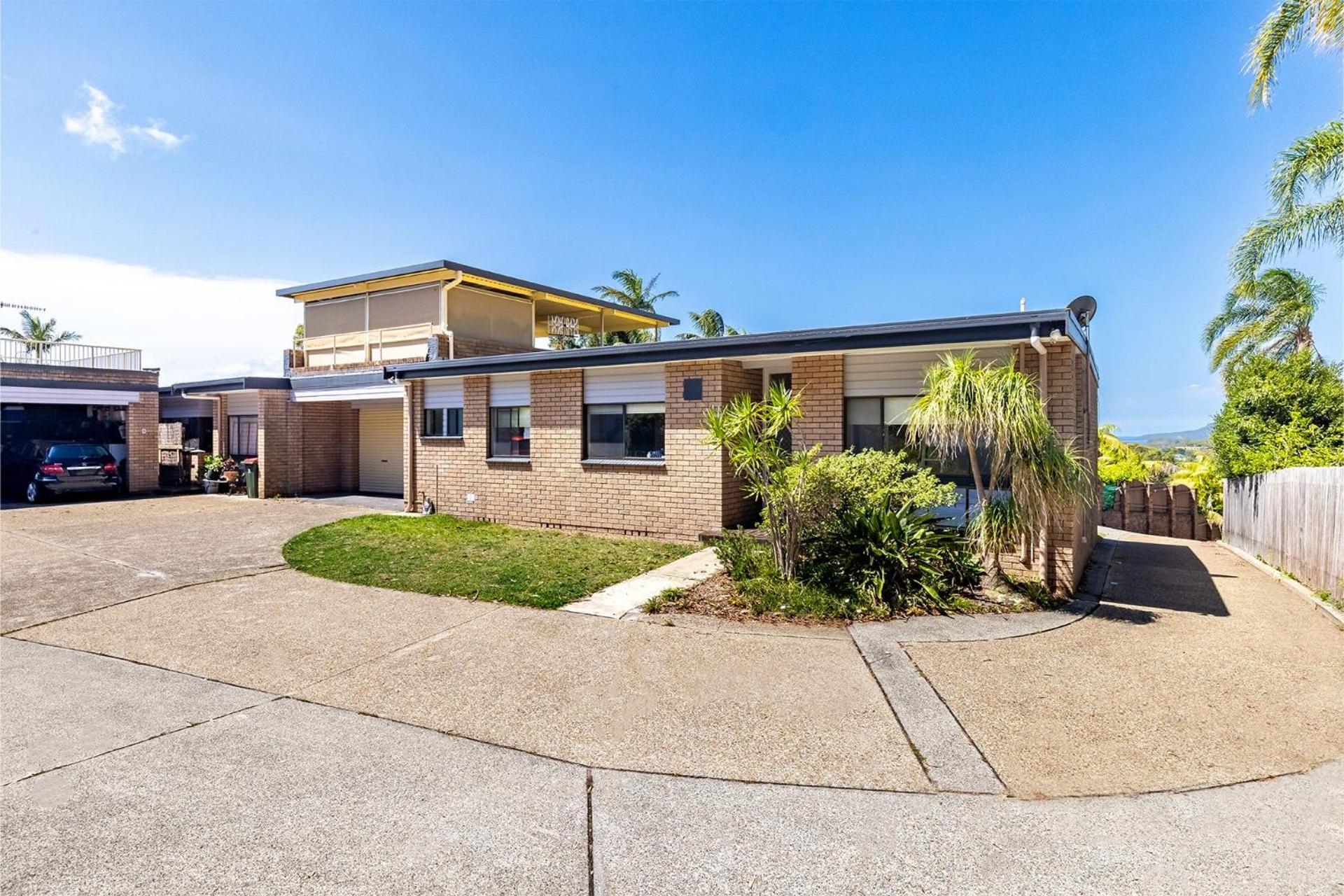 Galoola Hidden Gem, 2-97 Galoola Drive, Rooftop outdoor area with spectacular views, Wi-Fi, Air Conditioning, Pet Friendly