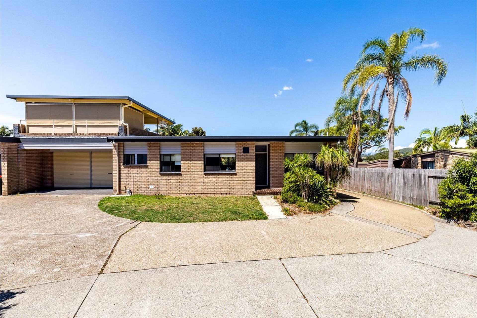 Galoola Hidden Gem, 2-97 Galoola Drive, Rooftop outdoor area with spectacular views, Wi-Fi, Air Conditioning, Pet Friendly