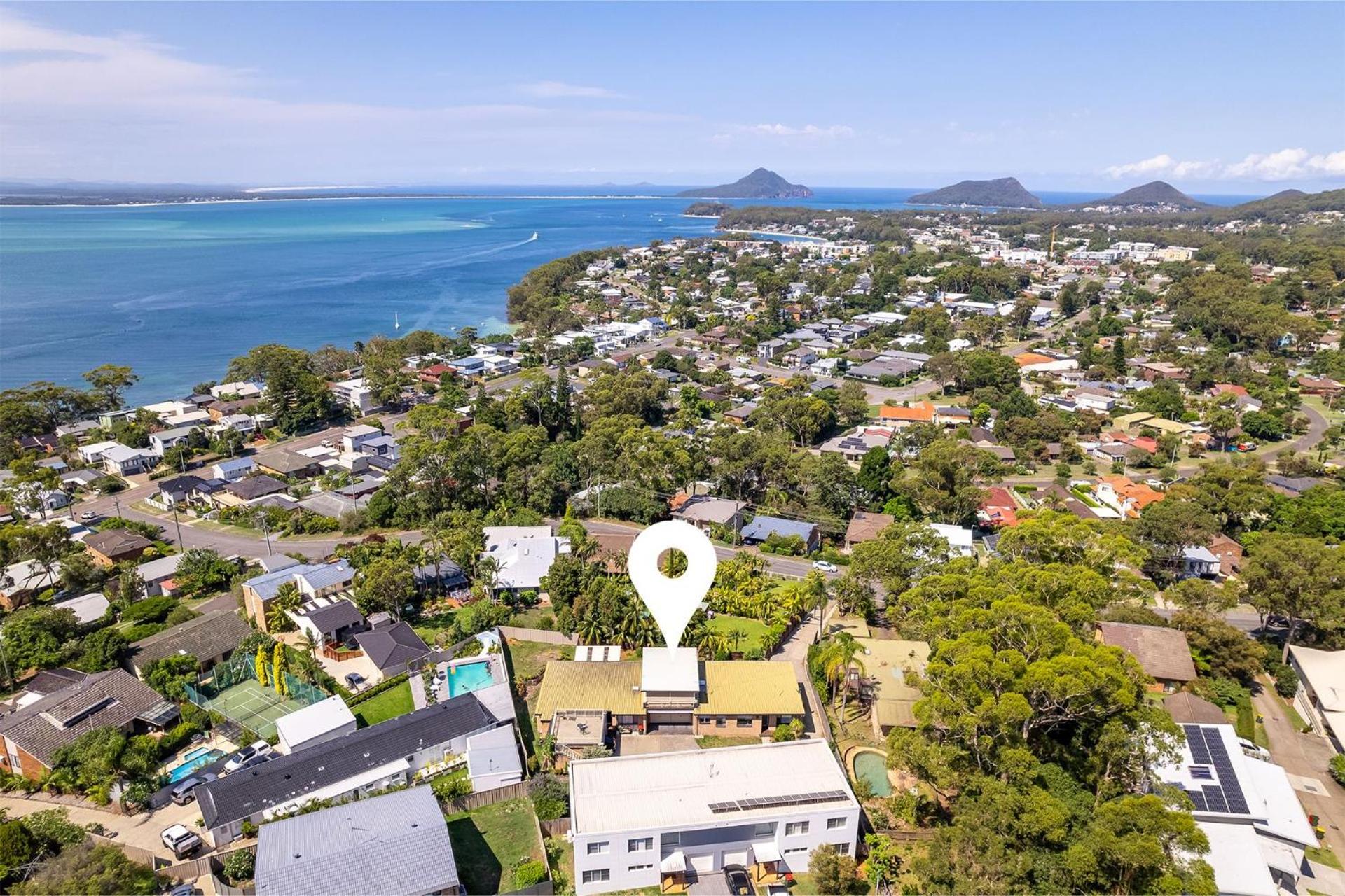 Galoola Hidden Gem, 2-97 Galoola Drive, Rooftop outdoor area with spectacular views, Wi-Fi, Air Conditioning, Pet Friendly