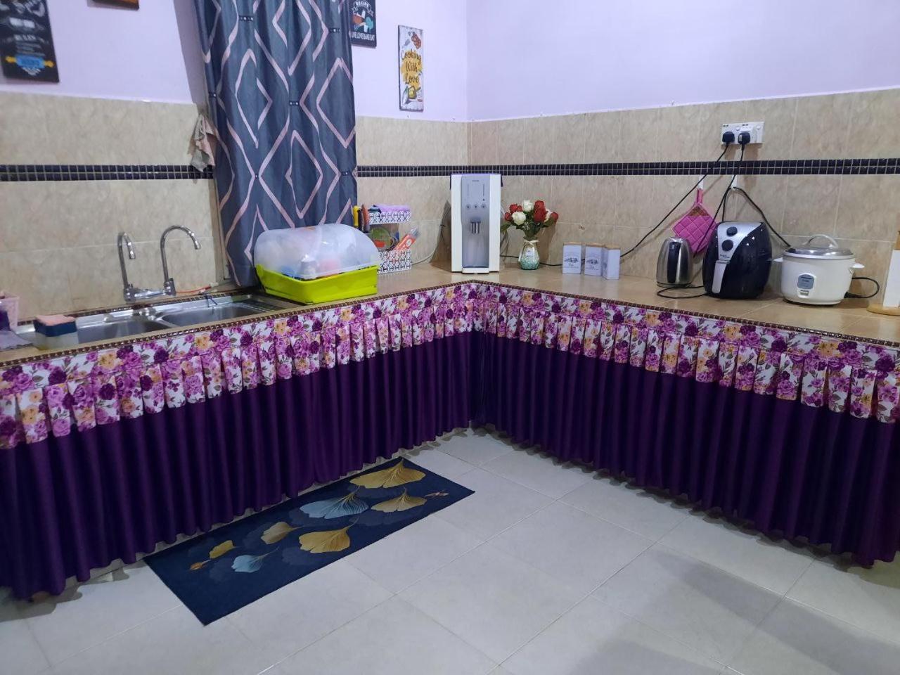 MUAZDIANA HOMESTAY di KUALA NERUS, GONG BADAK