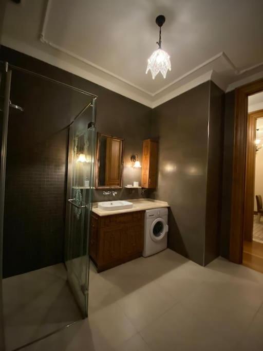 Aslan Residence - Image 64