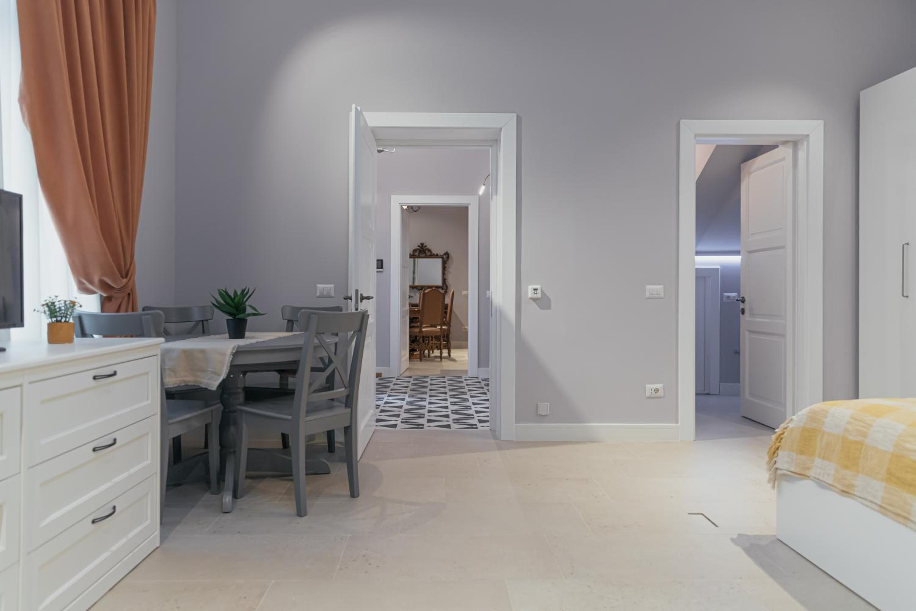 Academy Home, photo 22