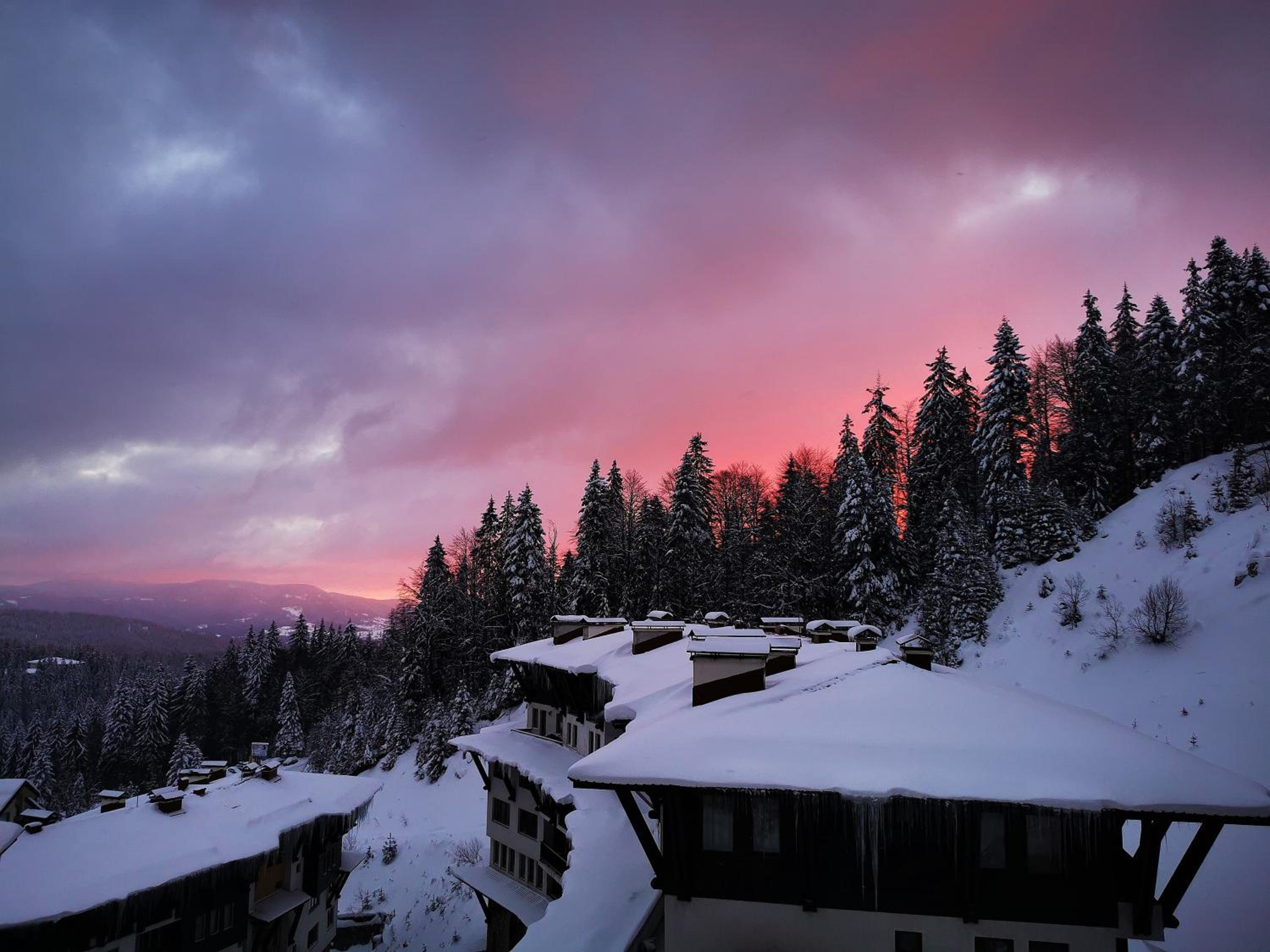 Viva 4 Apartment ski to the door complex Grand Monastery Pamporovo