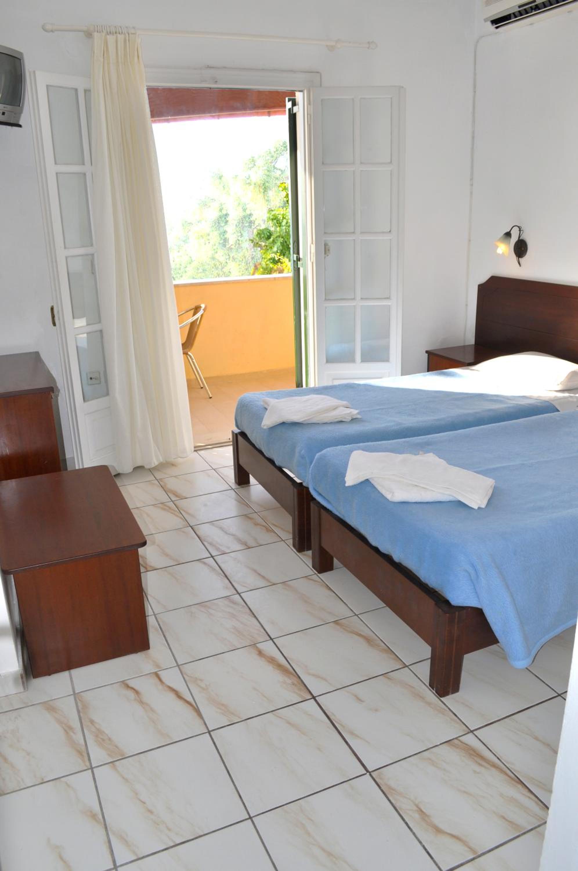 Apartments Maria with Pool - Agios Gordios Beach, Corfu view 4