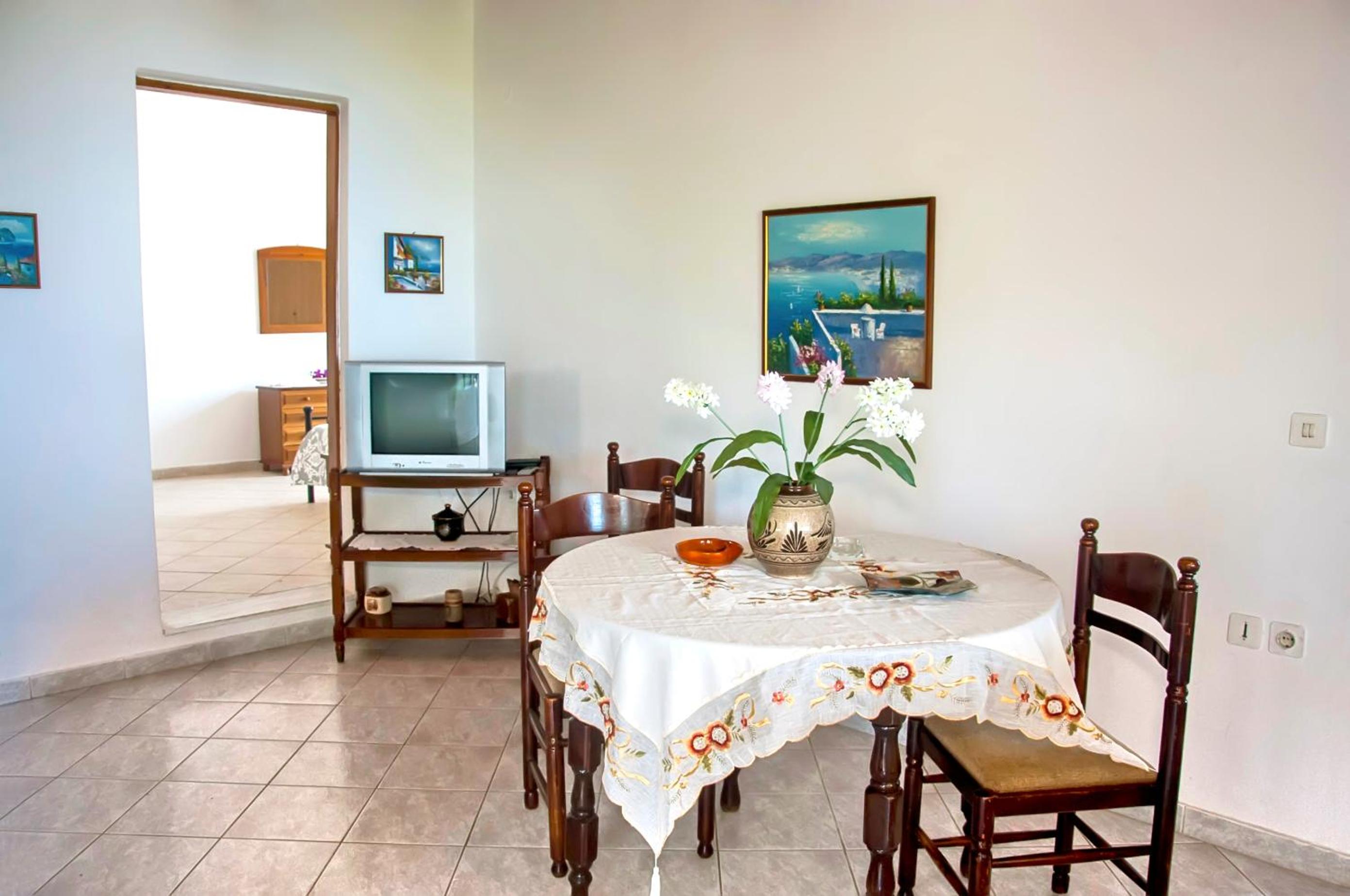 Large apartment Tonia with sea view - Pelekas Beach, Corfu photo 5