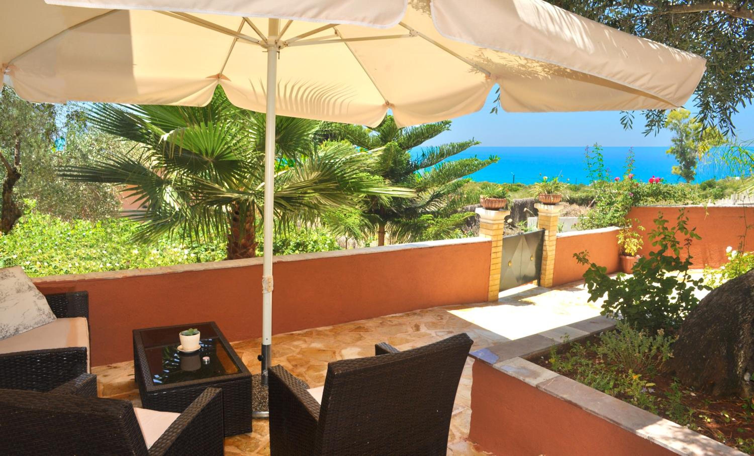 House Angelos D with sea view and private garden - Agios Gordios Beach view 4