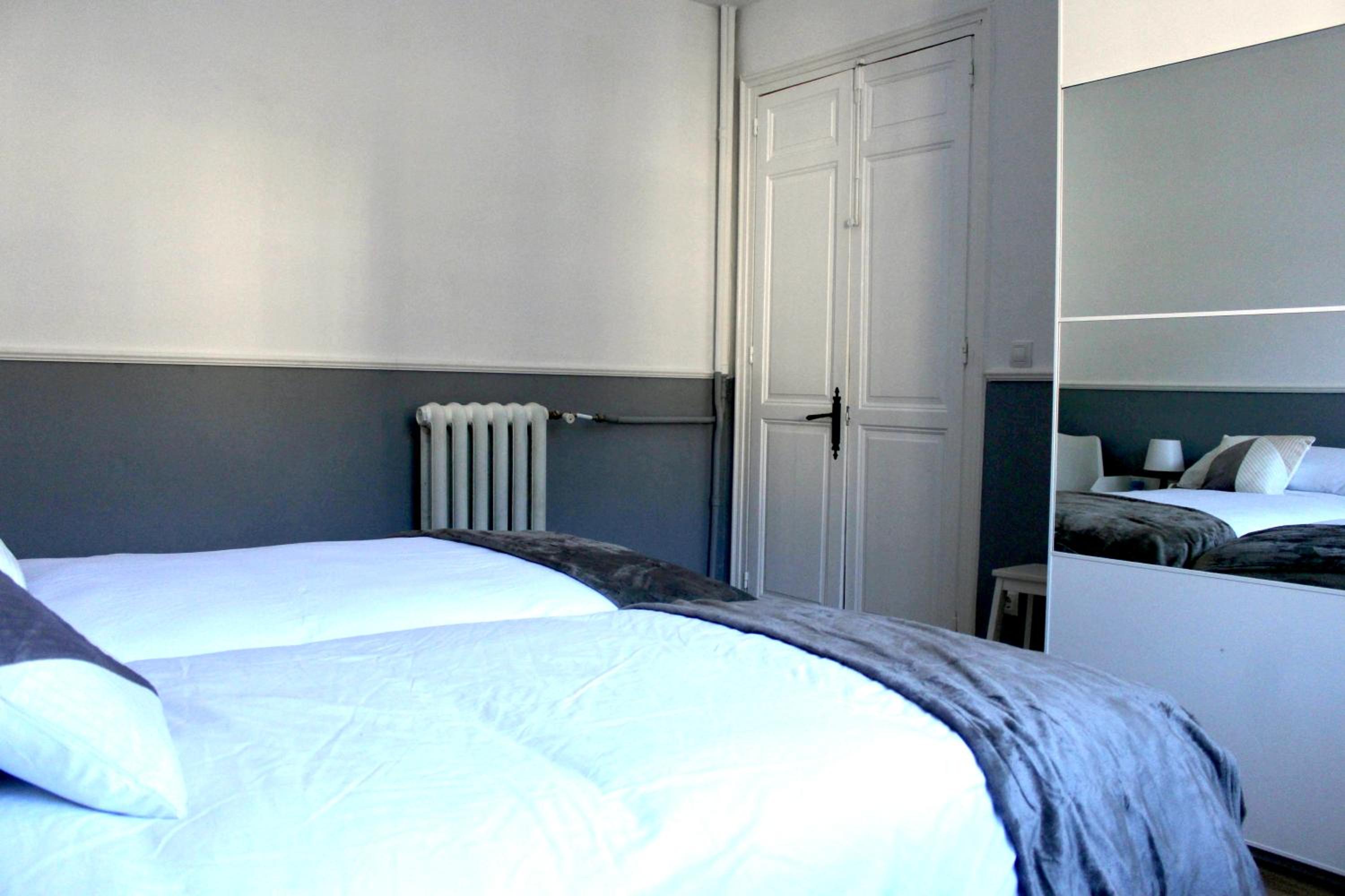 Casa Vizcaya, Casa rural para grupos de hasta 20 personas en Lanestosa, ideal para reuniones y celebraciones tranquilas