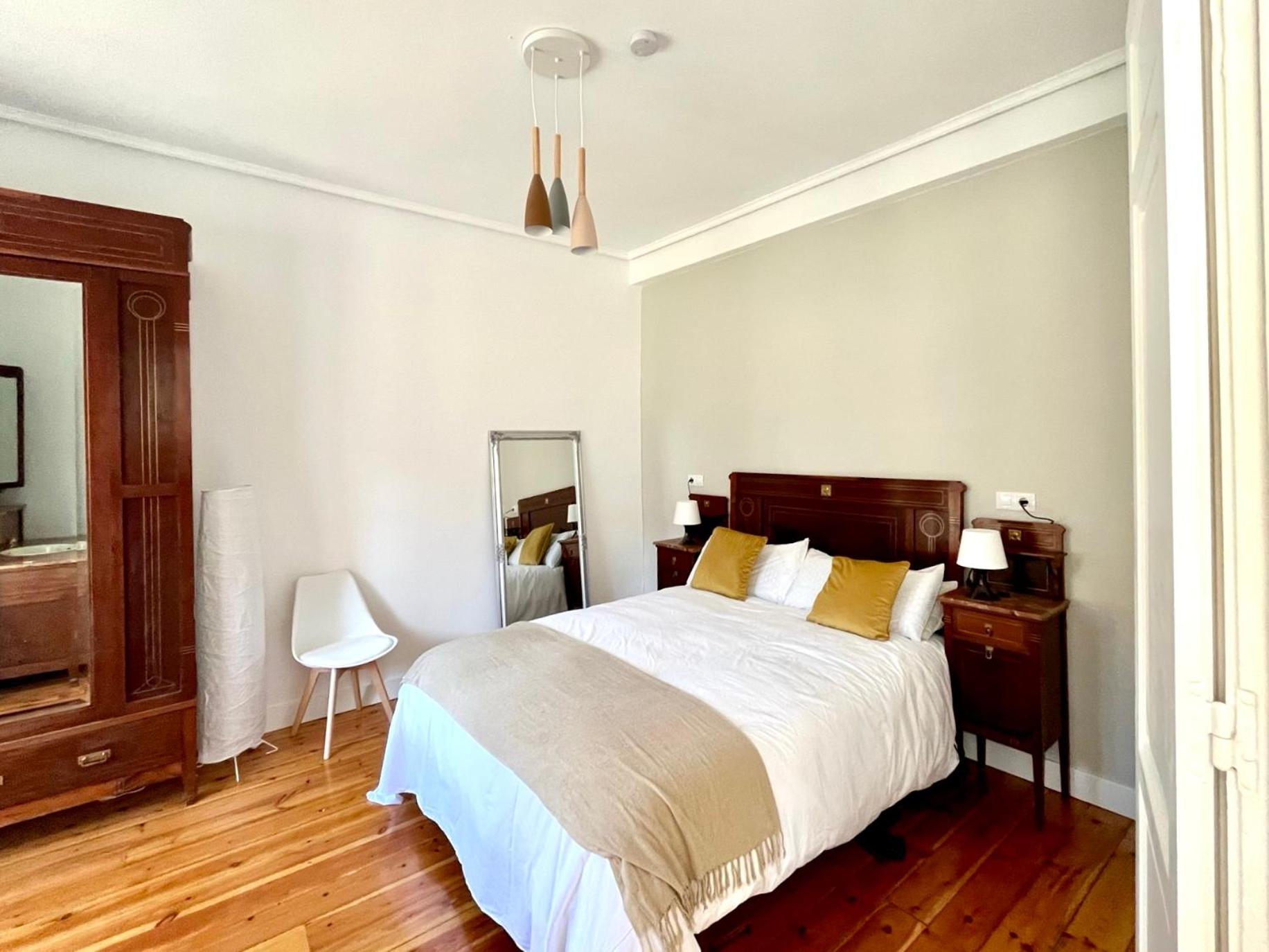 Casa Vizcaya, Casa rural para grupos de hasta 20 personas en Lanestosa, ideal para reuniones y celebraciones tranquilas