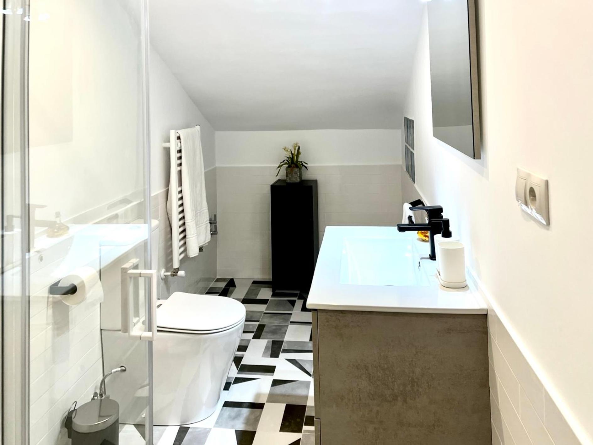 Casa Vizcaya, Casa rural para grupos de hasta 20 personas en Lanestosa, ideal para reuniones y celebraciones tranquilas