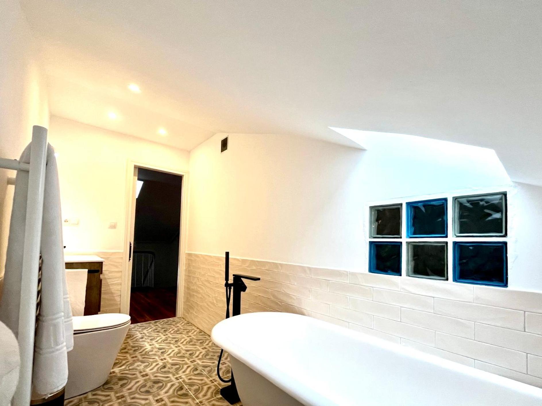 Casa Vizcaya, Casa rural para grupos de hasta 20 personas en Lanestosa, ideal para reuniones y celebraciones tranquilas
