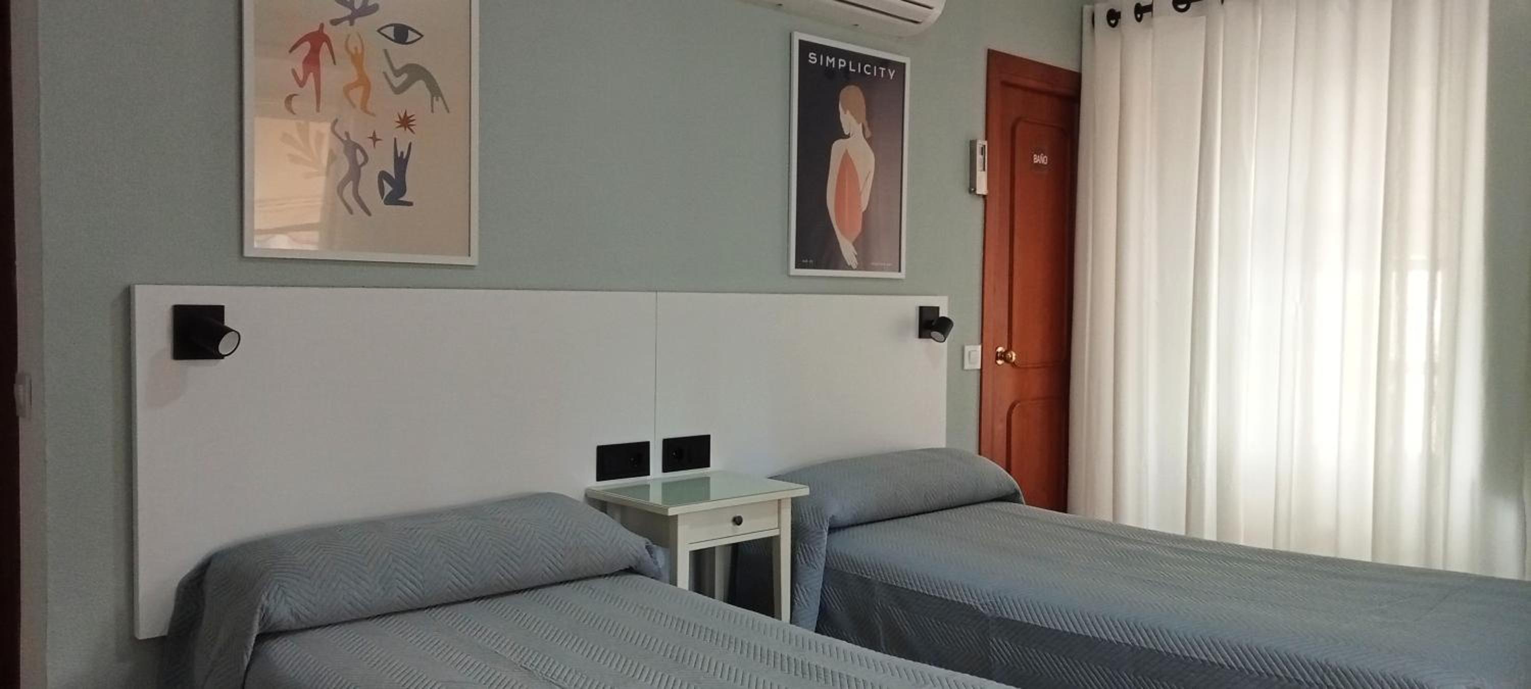 Hostal Bahía