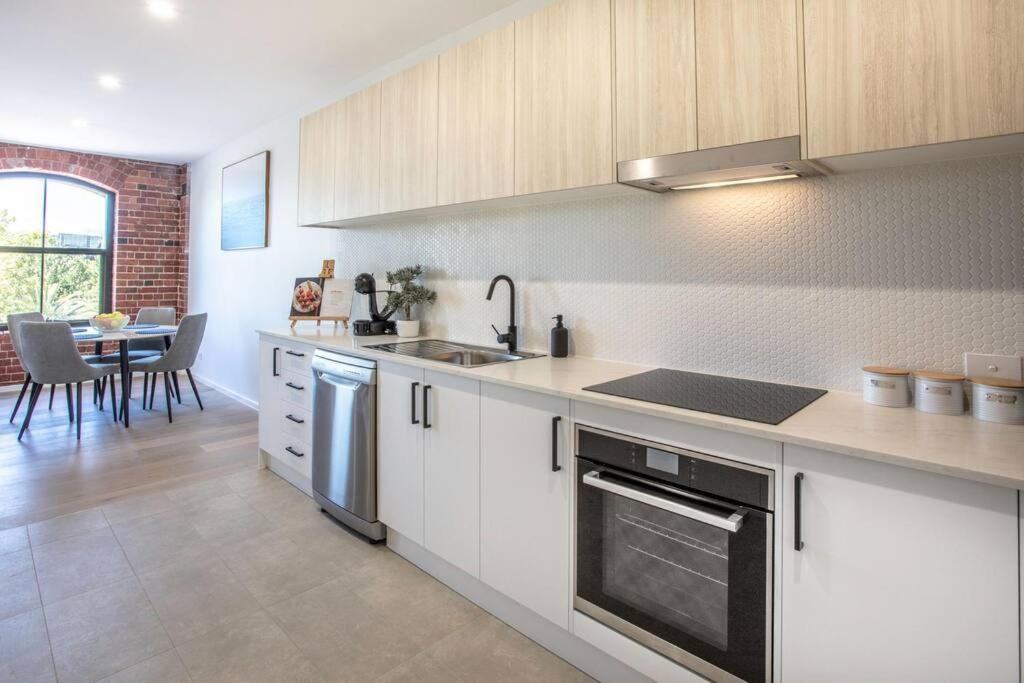 Bendigo CBD Apartment