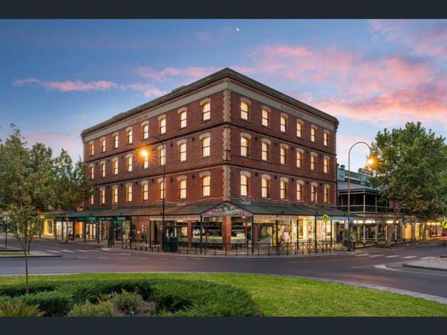 Bendigo CBD Apartment