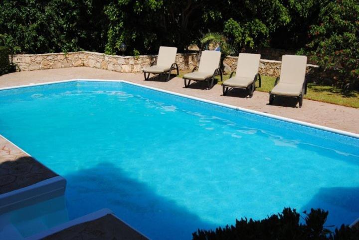 Sunray Villa - Luxury Villa with Private Pool