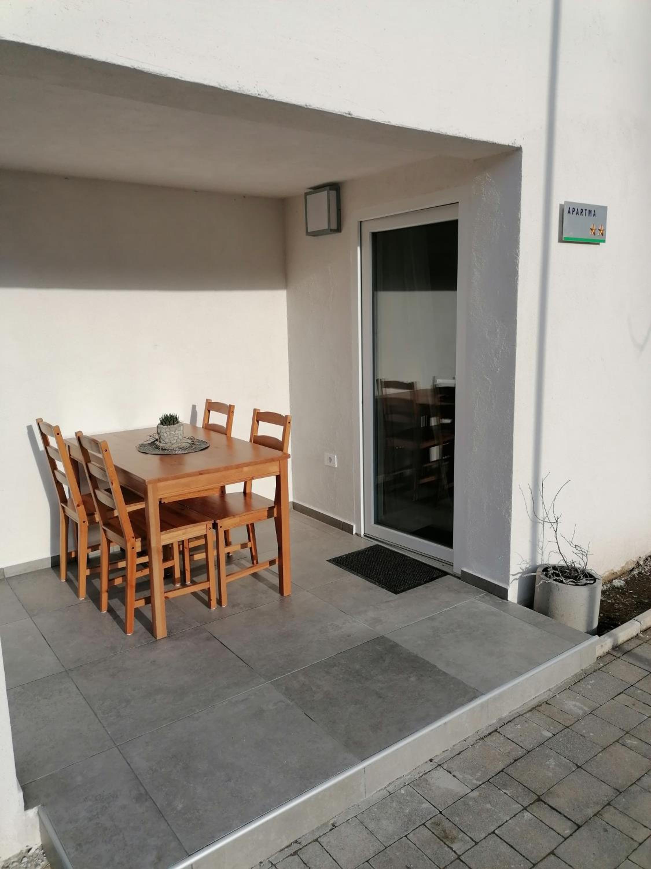 Apartment Pr Urarj view 2