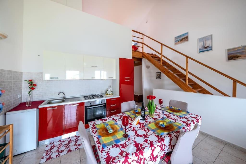 Sottotorre Home: 8 min walk to the beach view 3