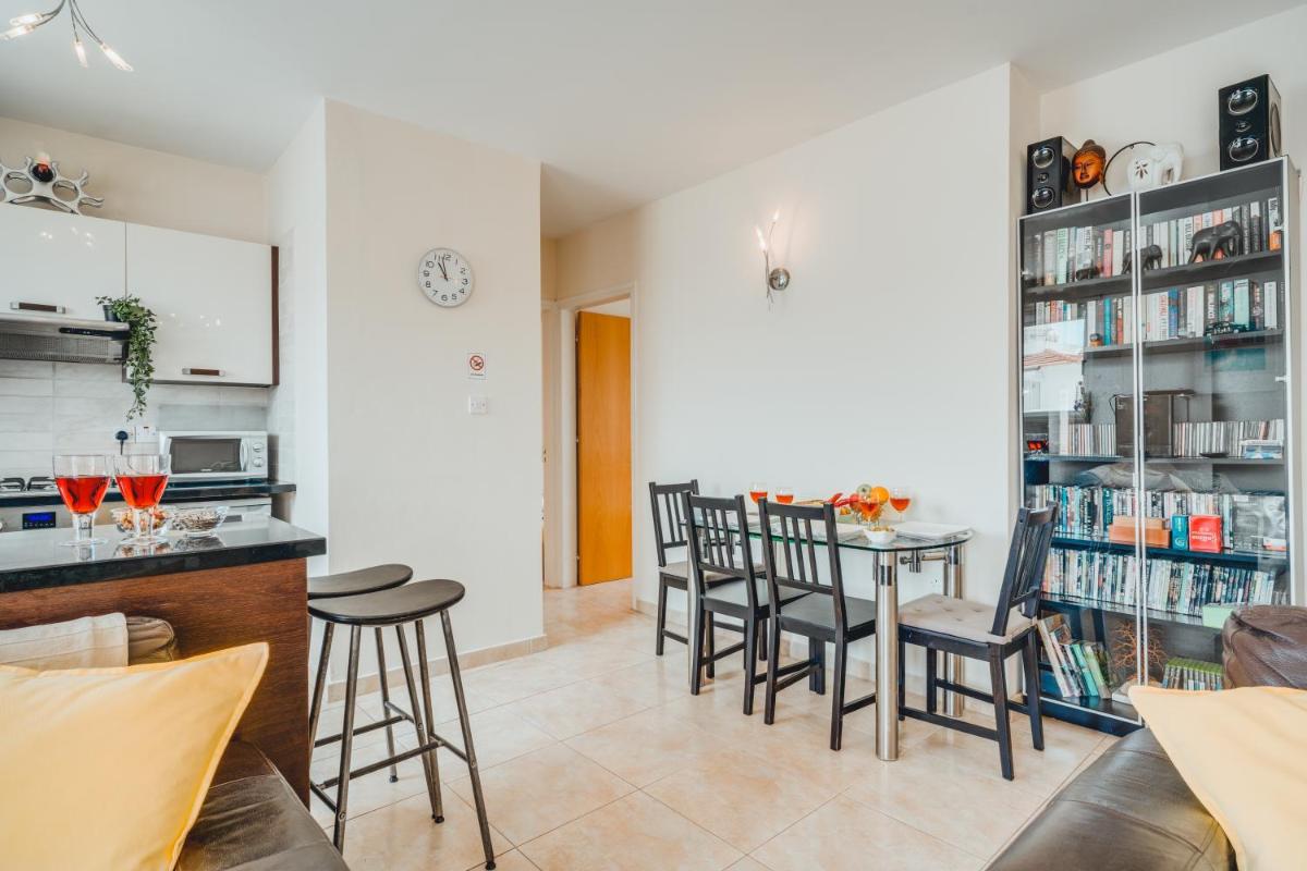 Apartment White Rose