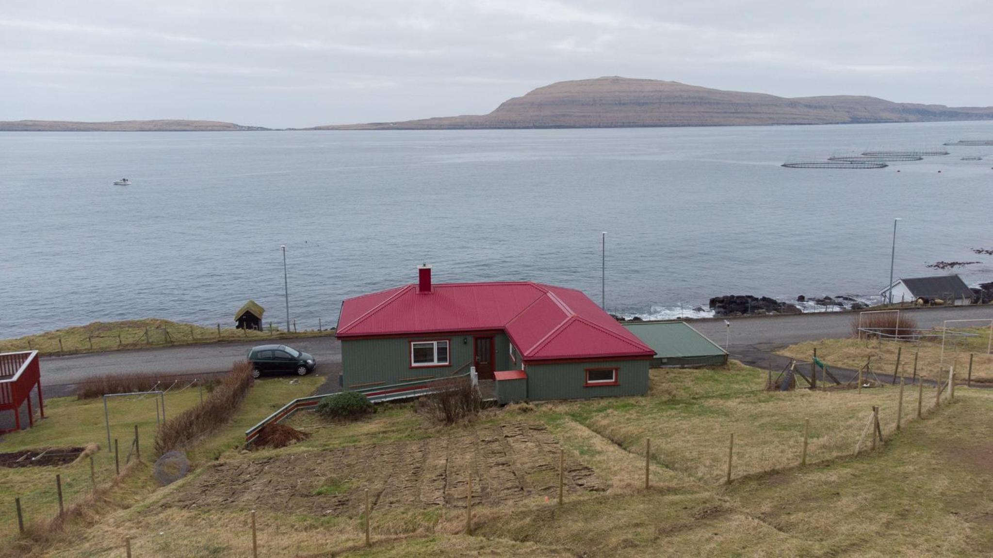 2BR Home with Sea Views and Parking - Tórshavn view 2