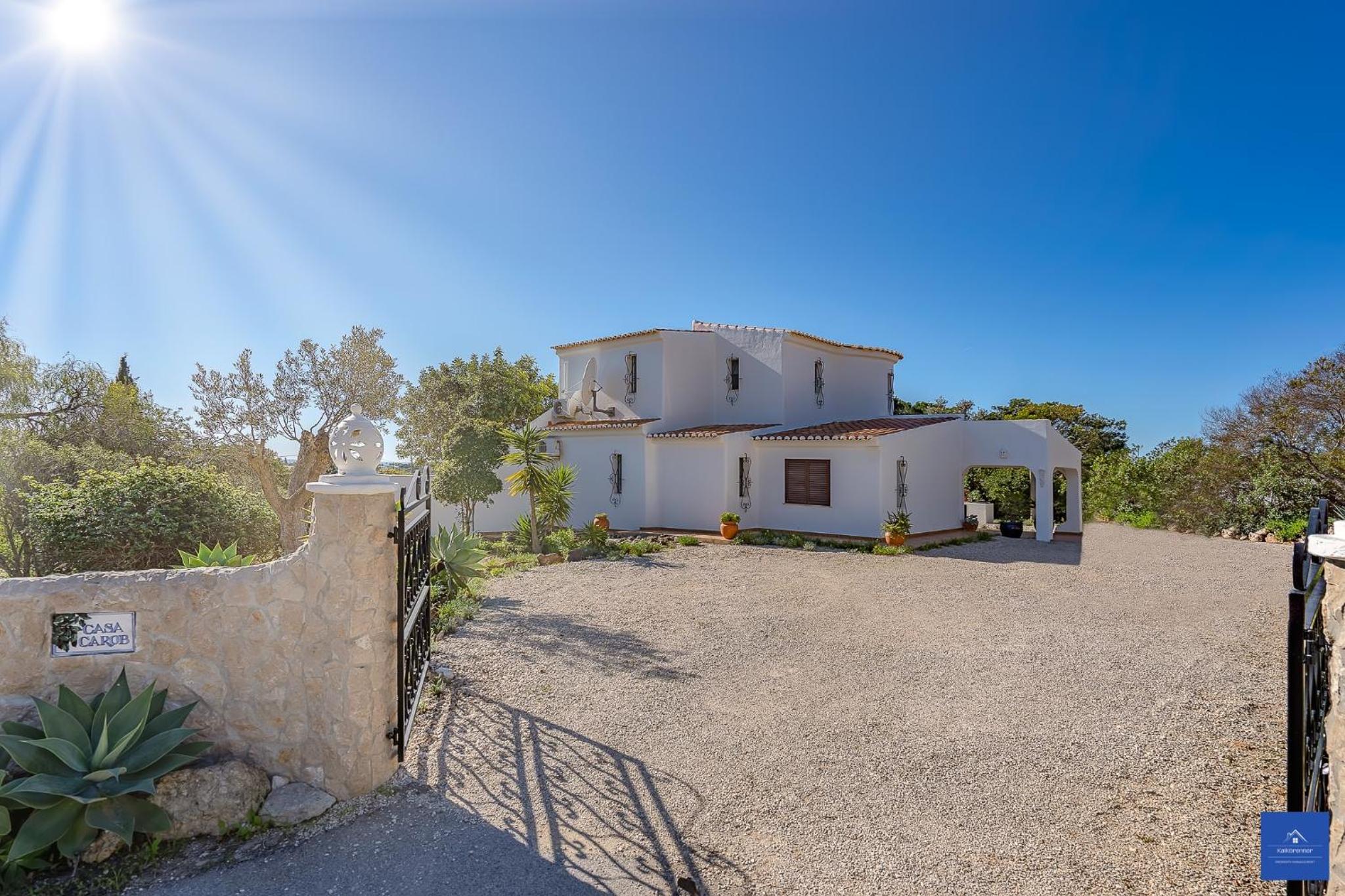 Casa Carob