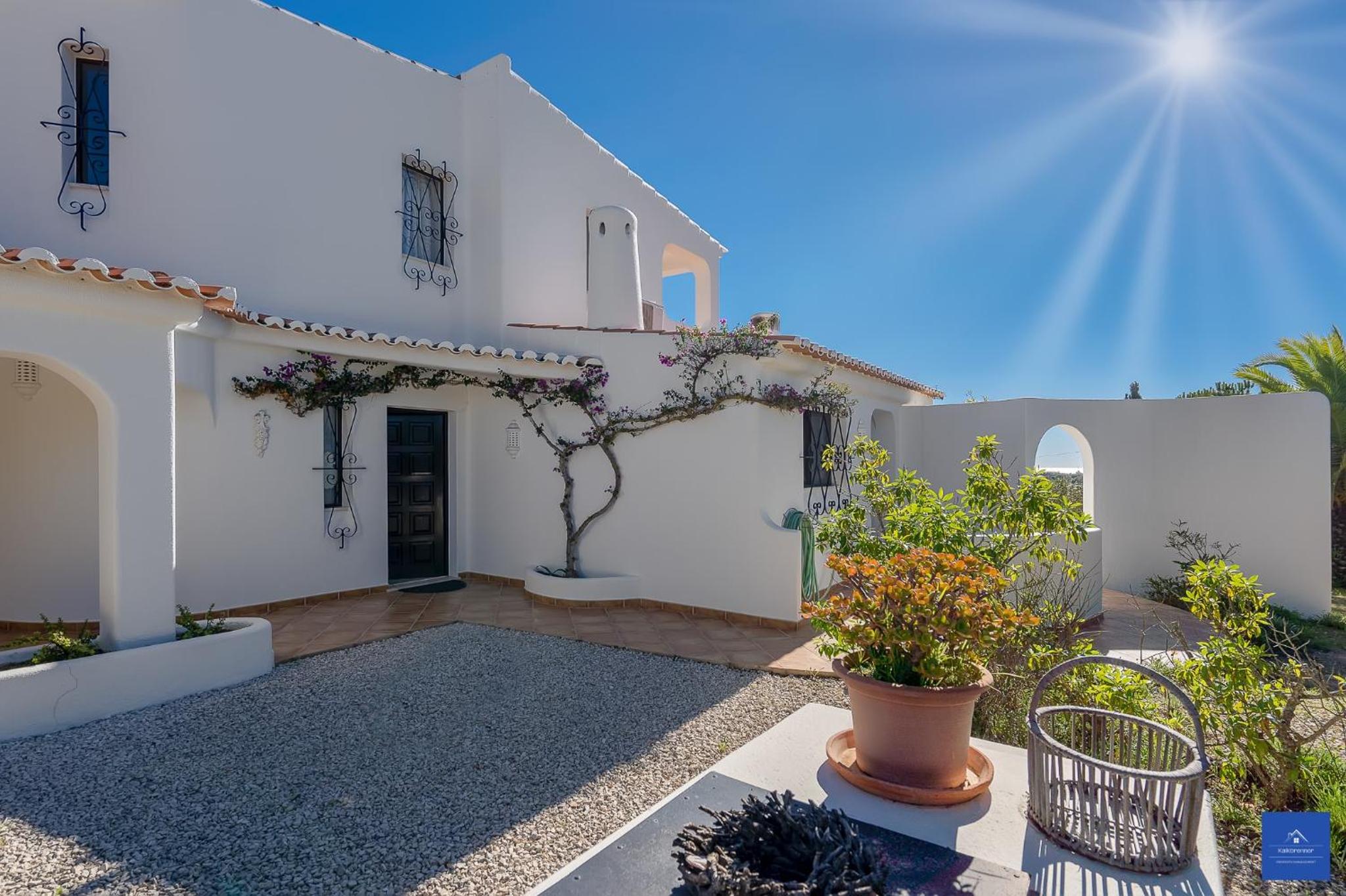 Casa Carob
