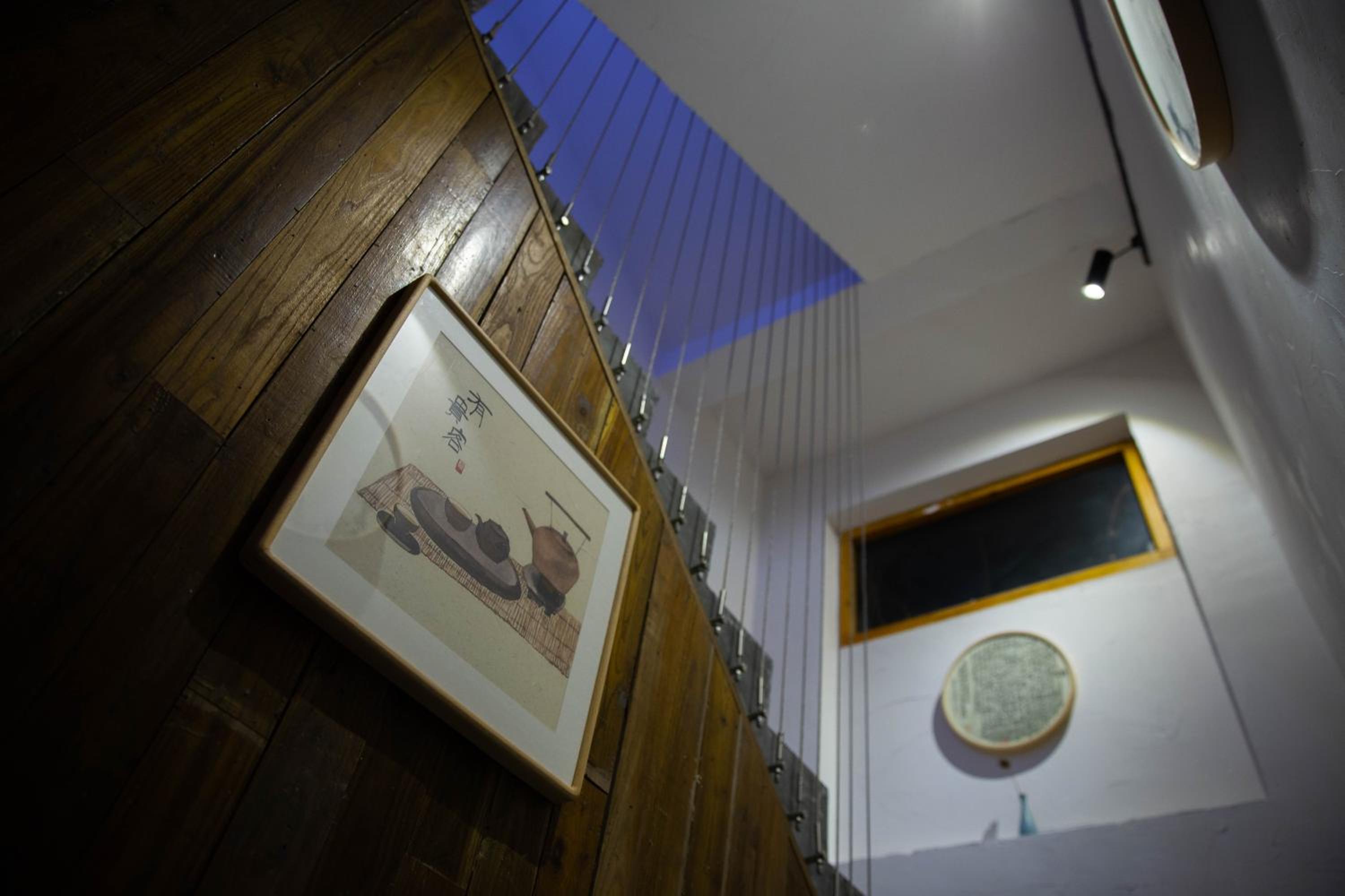 Wally House Hostel - walk 5 minutes to east gate of National Forest Park-ticket book services-free laundry facilities-free capsule coffee-Tour route introd