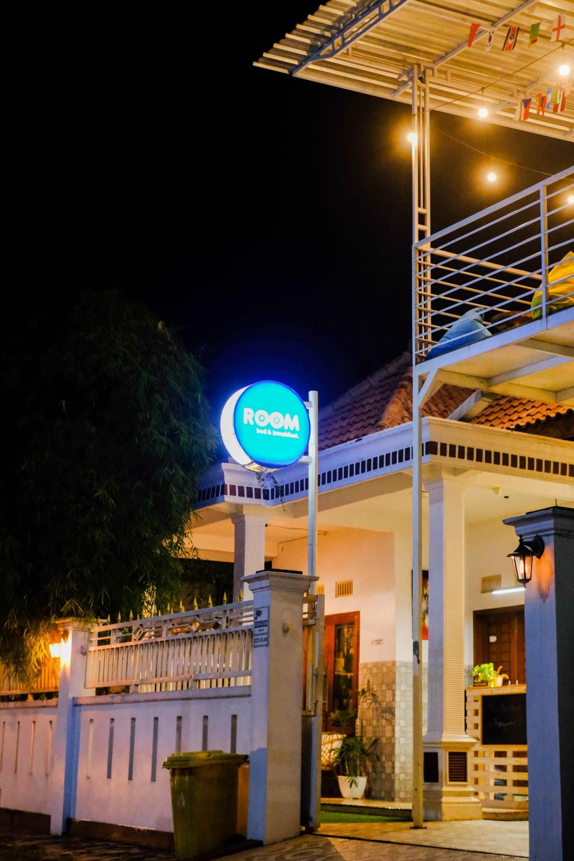 ROOM Ijen Hostel view 2