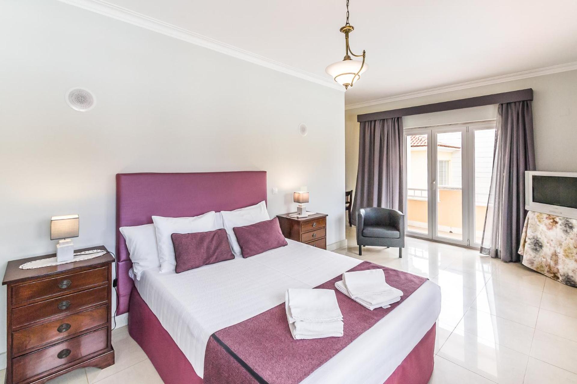 Villa Quinta da Marinha II