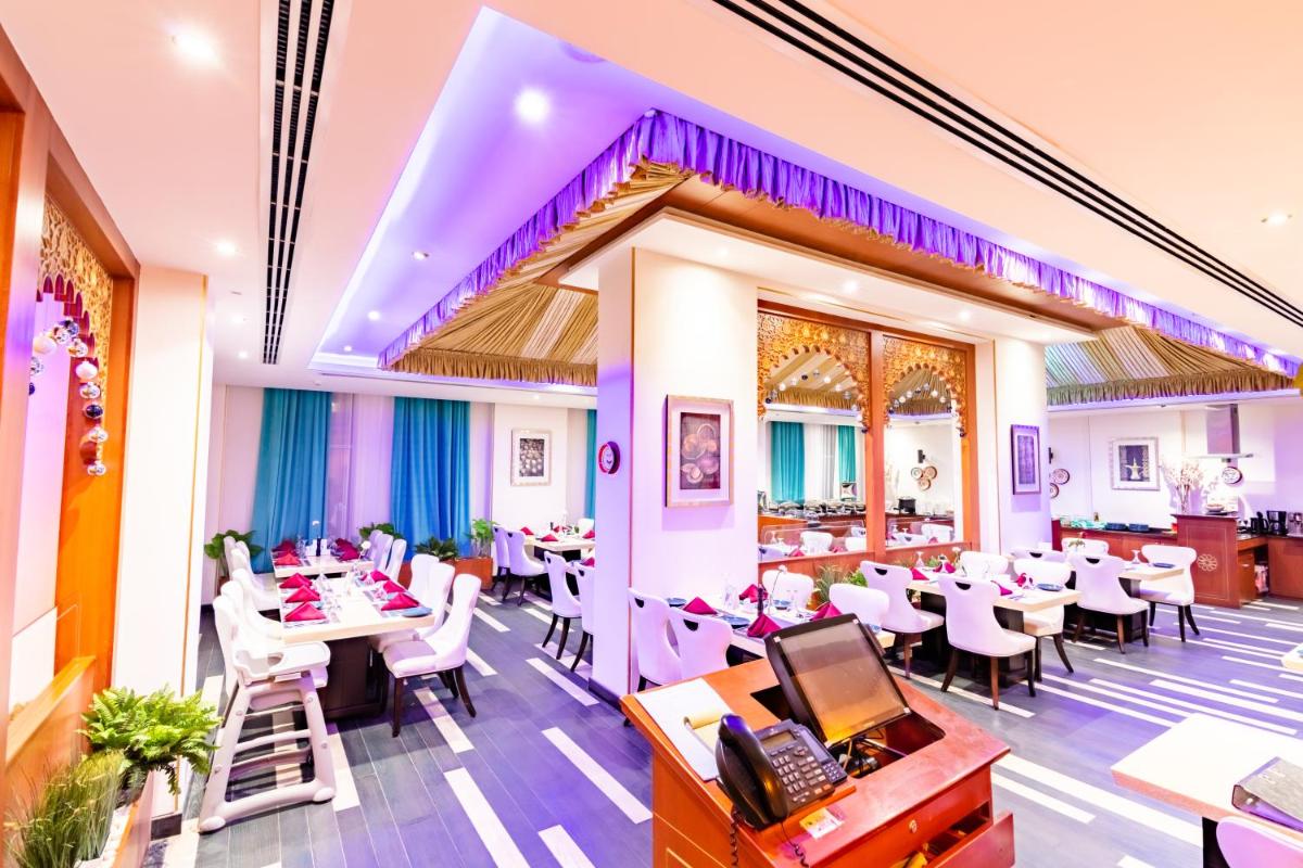 restaurant